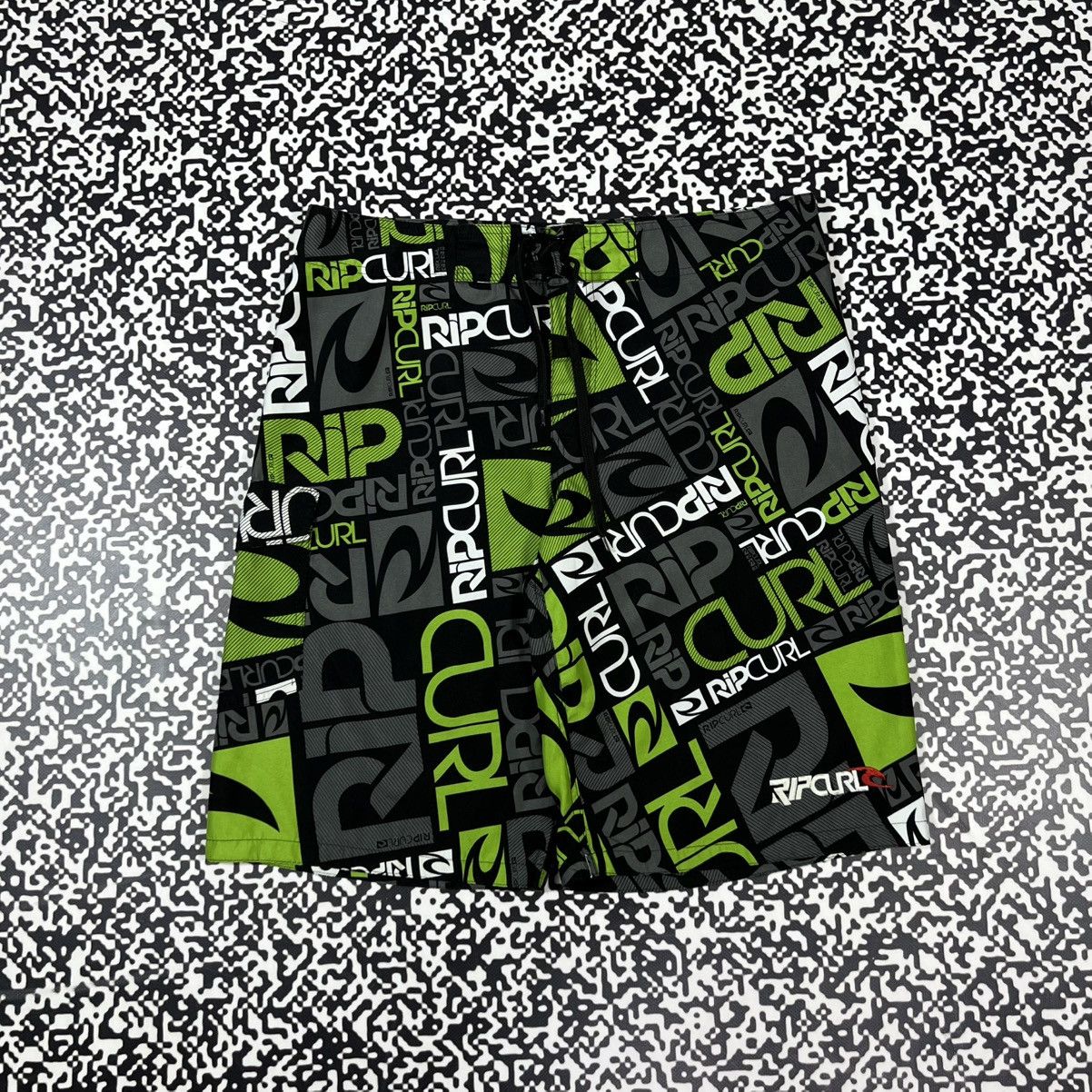 Rip Curl Vintage Y2K Rip Curl Surf Style Monogram Retro Shorts Size US 31 - 1 Thumbnail