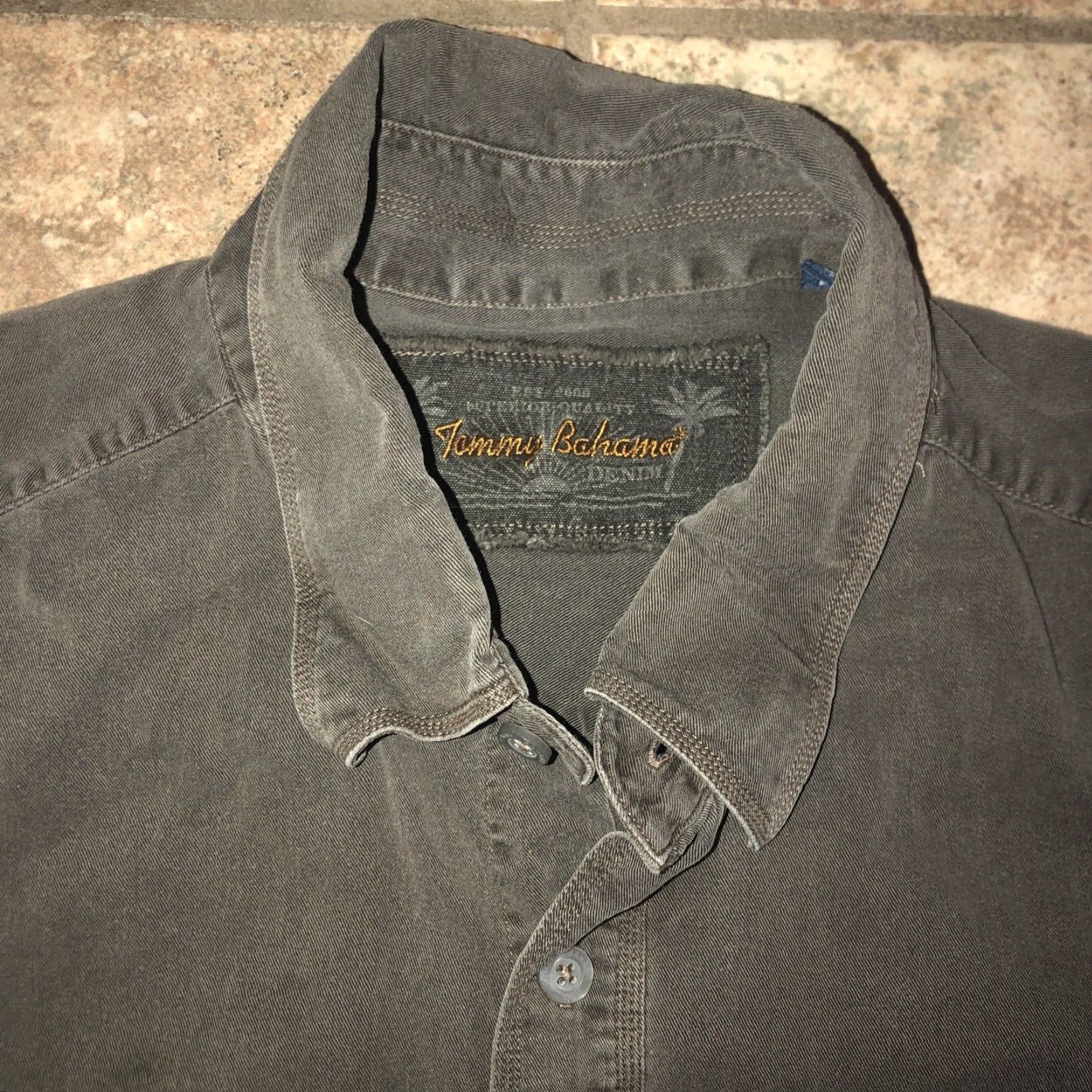 Tommy Bahama VINTAGE Tommy Bahama Long Sleeve Button-Up Shirt Men XL Brown Bahamas Size US L / EU 52-54 / 3 - 2 Thumbnail