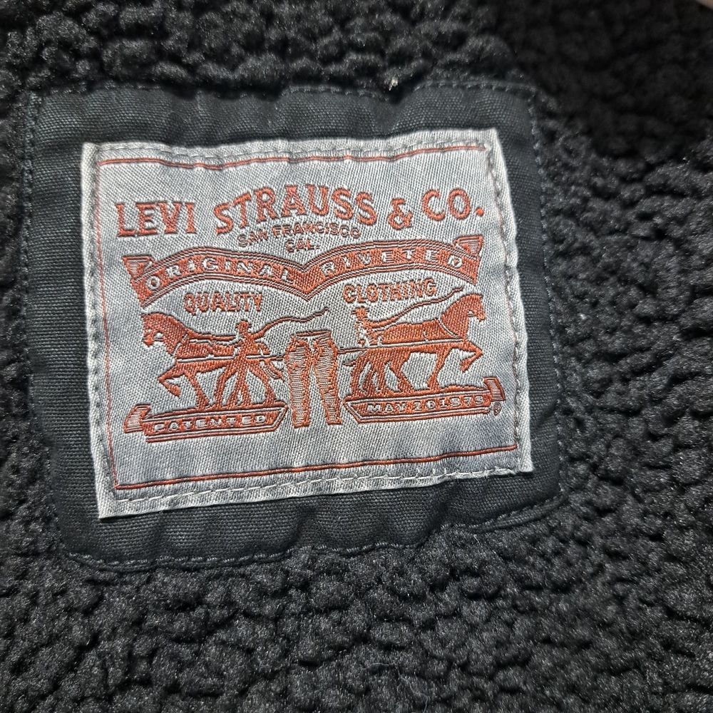 Levi's Levi's Men's Sherpa Lined Two Pocket Hooded Trucker Jacket Black Large NWT Size US L / EU 52-54 / 3 - 7 Thumbnail