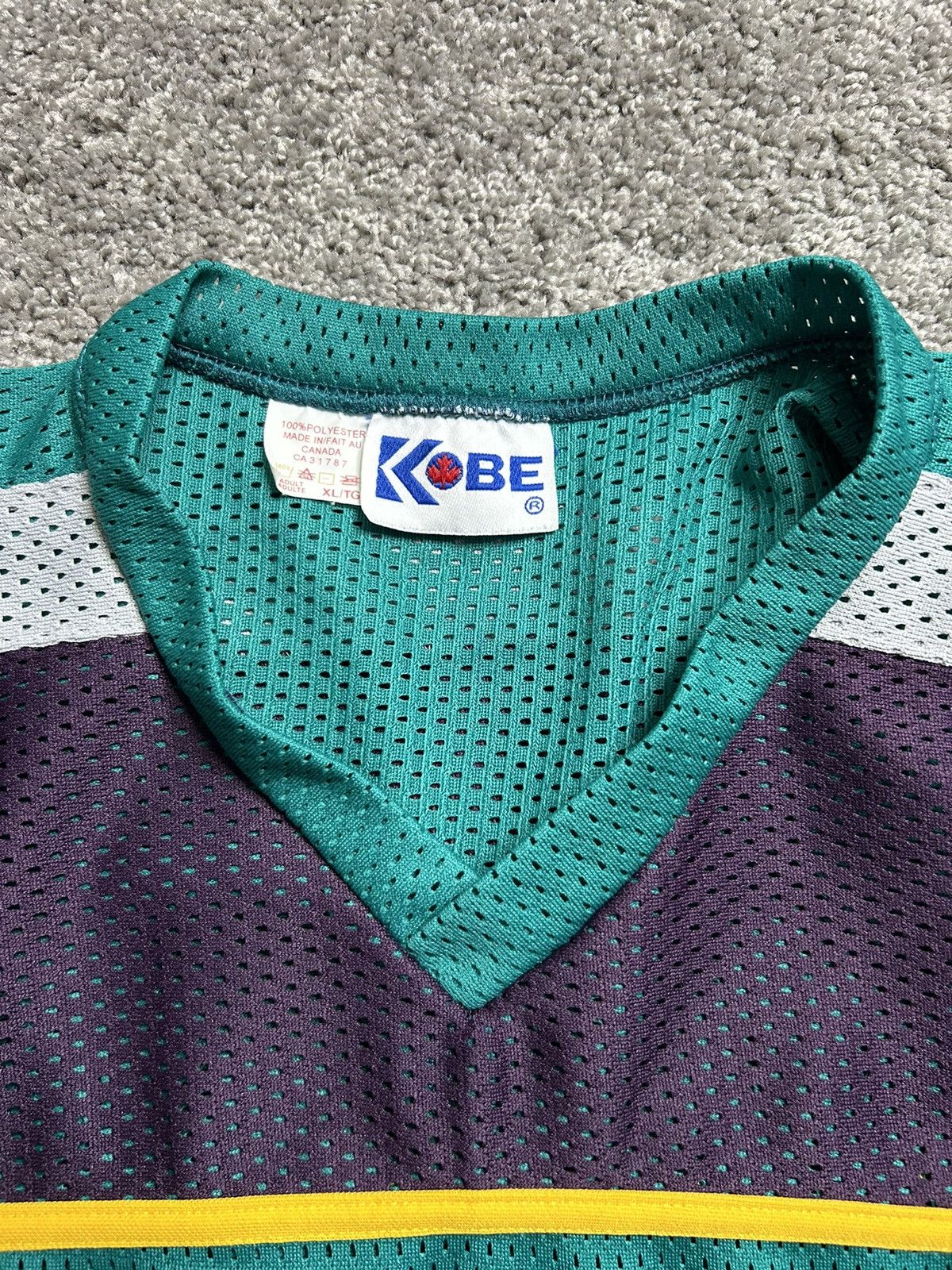 NHL Vintage 70s Kobe Blank Hockey Jersey Made in Canada Size US XL / EU 56 / 4 - 5 Thumbnail