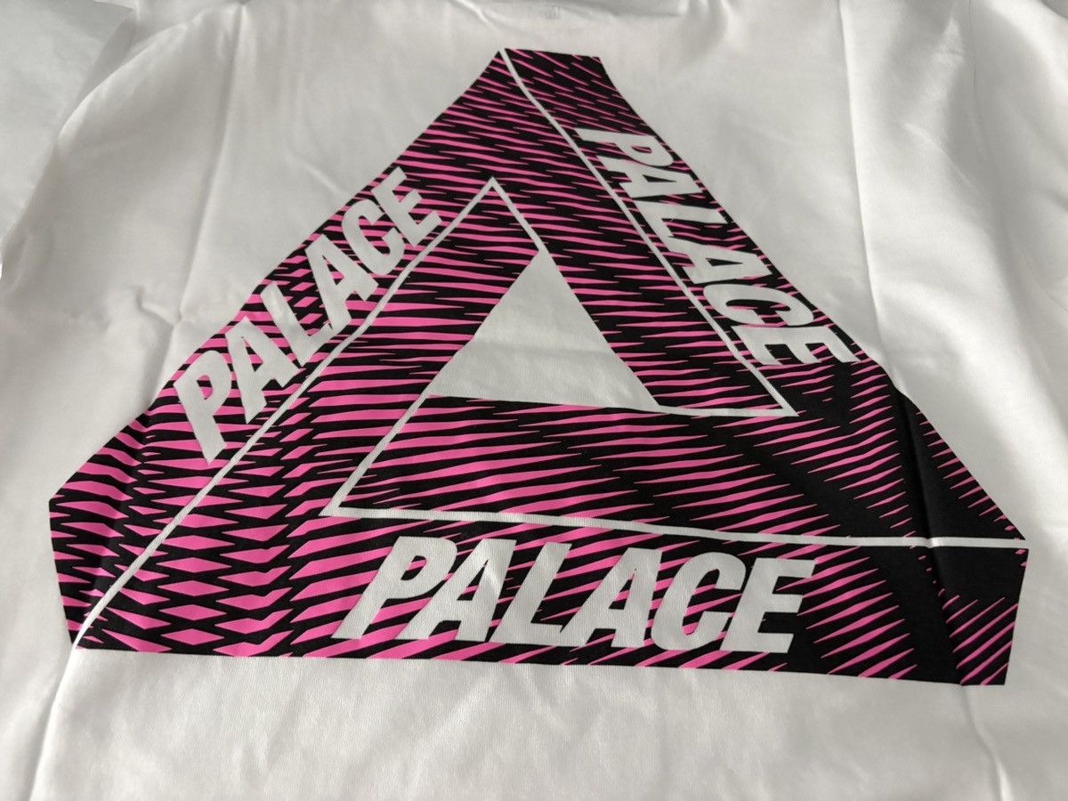 Palace Palace Tri-Vex T-Shirt White Pink | Grailed