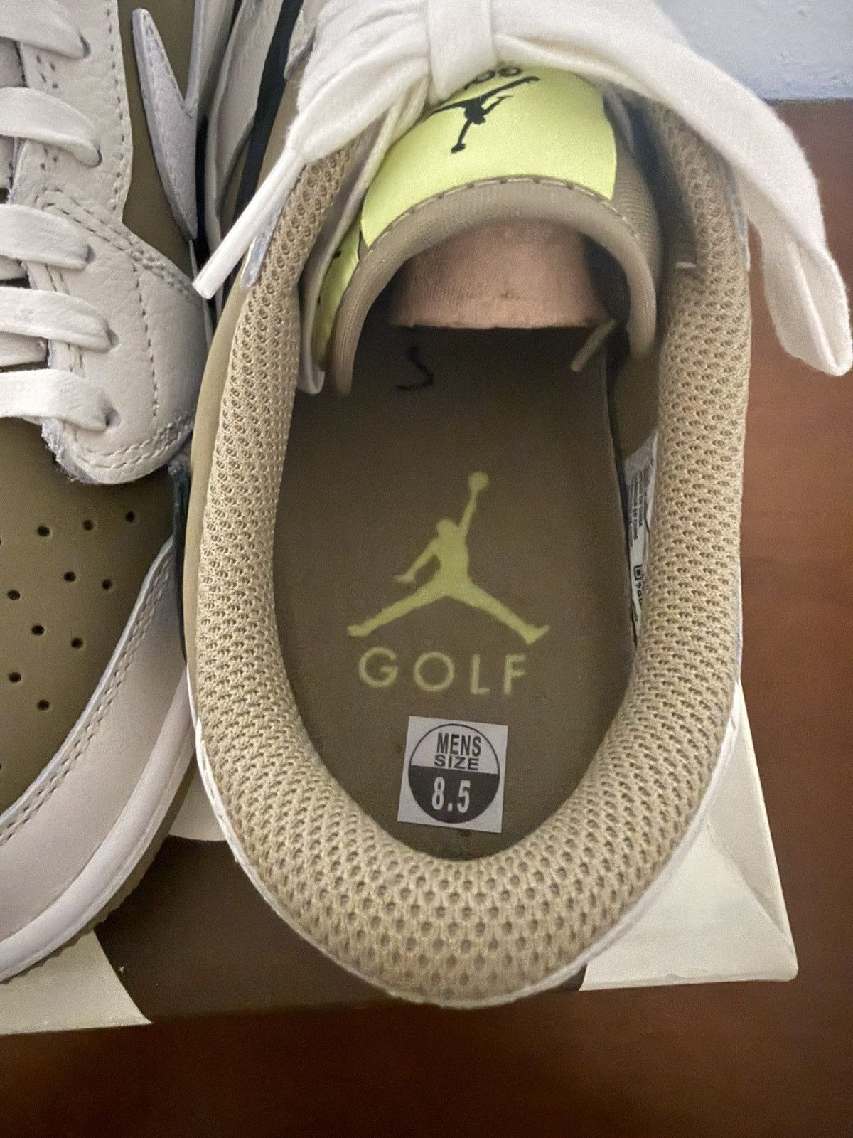 Jordan Brand × Travis Scott Travis Scott Jordan 1 Low Golf Neutral Olive Size US 8.5 / EU 41-42 - 8 Thumbnail