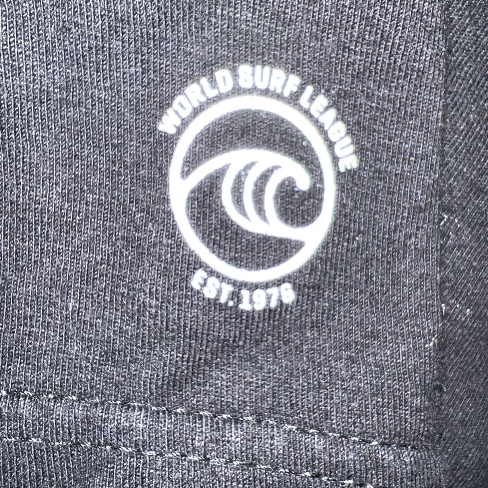 Vans VINTAGE VANS Shirt Mens L Black WSL North Shore Oahu Hawaii Triple Crown Surfing Size US L / EU 52-54 / 3 - 5 Thumbnail