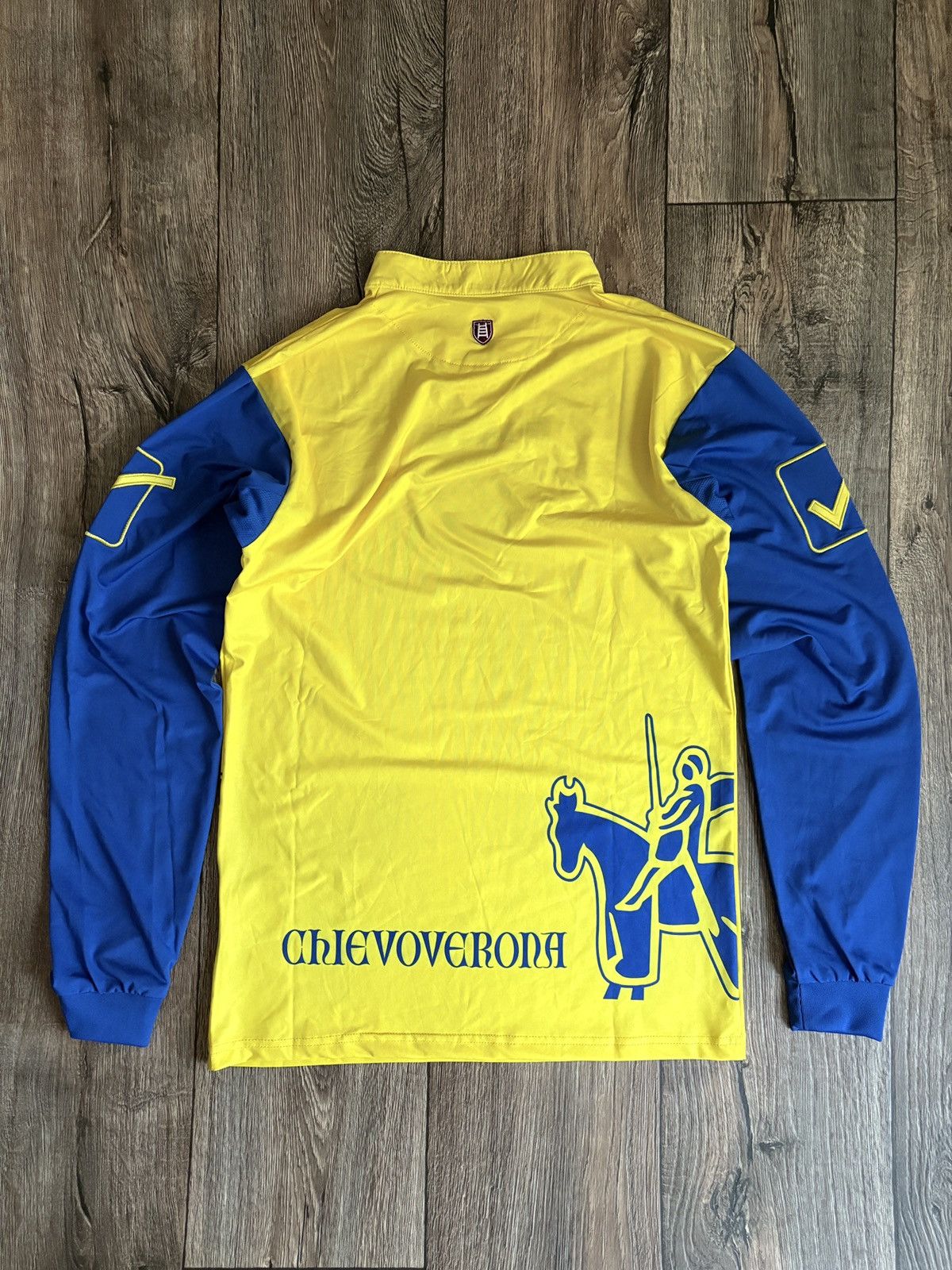 Vintage 2013/2014 Chievo Verona Home Football Soccer Long Sleeve Size US M / EU 48-50 / 2 - 6 Thumbnail