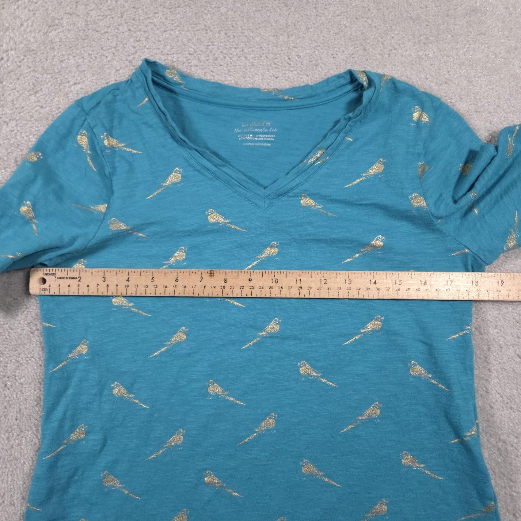Vintage Chicos Shirt Womens Medium Blue Gold Bird Print V Neck Ultimate Tee Short Sleeve Size M / US 6-8 / IT 42-44 - 7 Thumbnail
