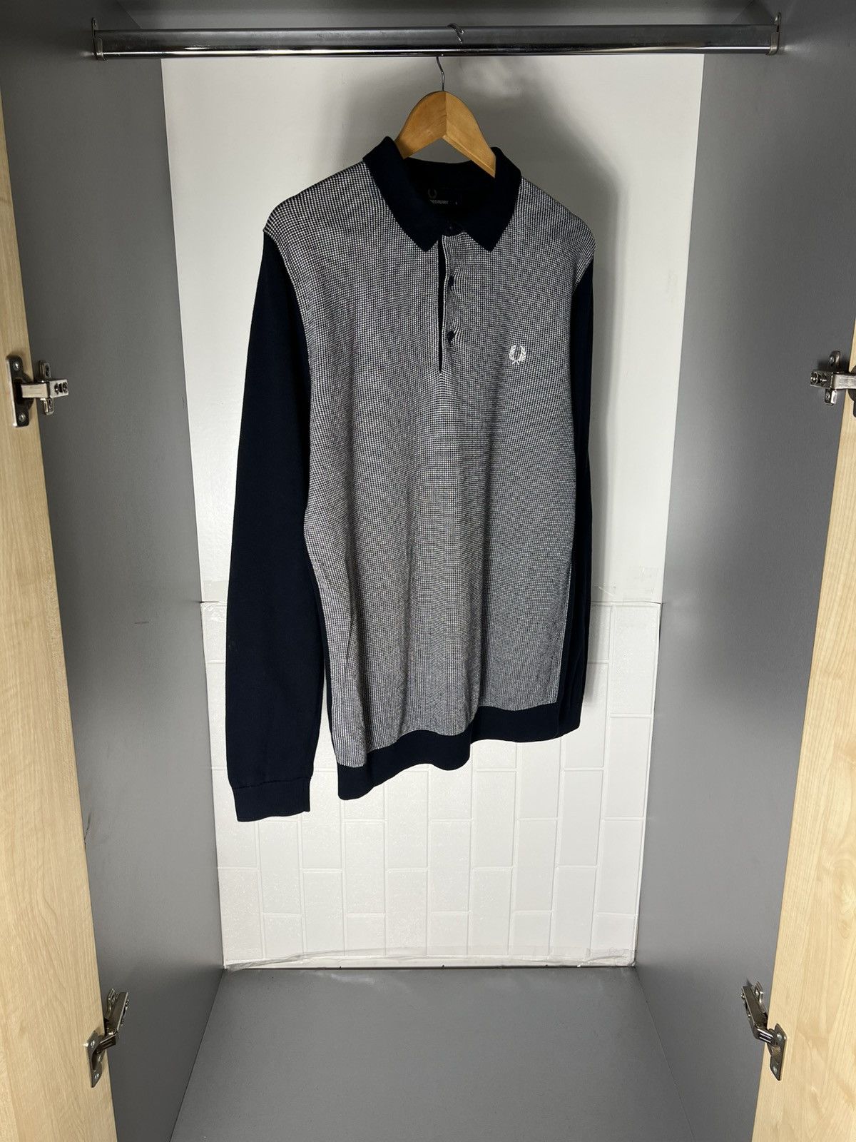 Fred Perry VINTAGE FRED PERRY LONG SLEEVE POLO CASUAL DESIGNER DELUX Size US L / EU 52-54 / 3 - 6 Thumbnail