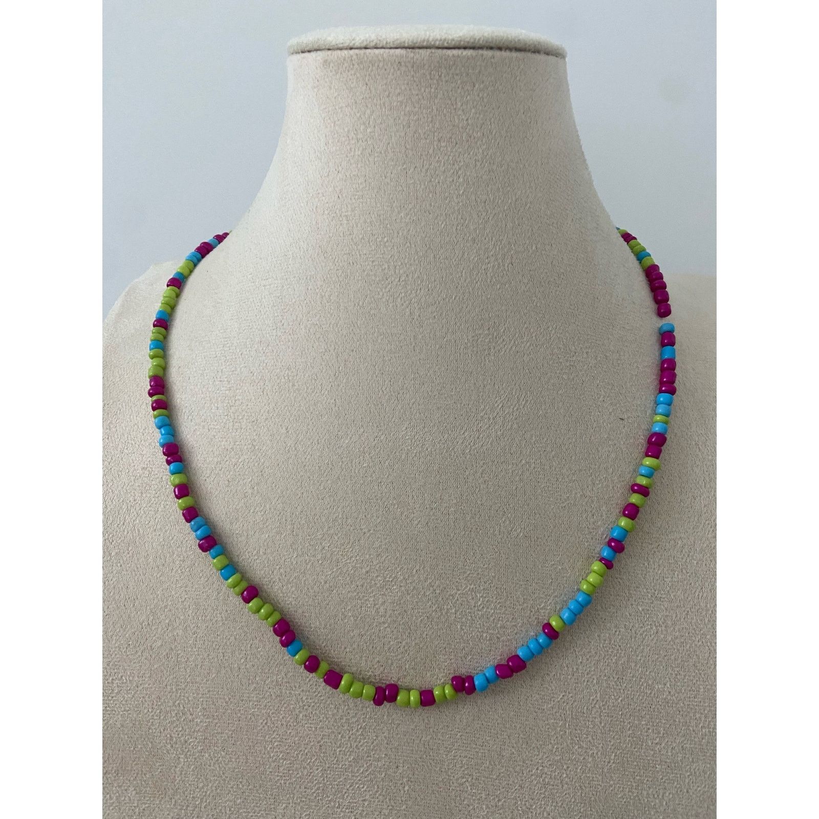 Handmade colorful beaded necklace Size ONE SIZE - 1 Thumbnail