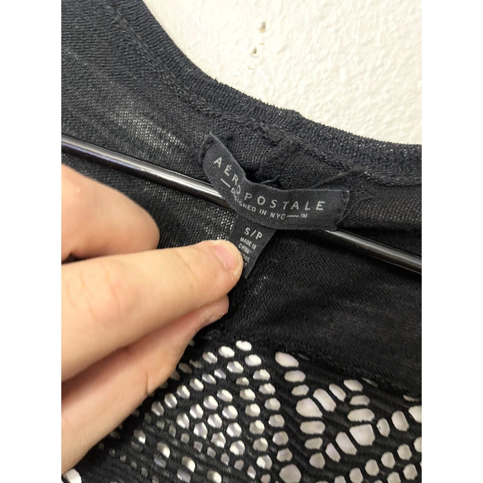 Aeropostale Aeropostale Cardigan Sweater Womens Small Textured Open Knit Open Front Black Crew Neck Open Size S / US 4 / IT 40 - 2 Thumbnail
