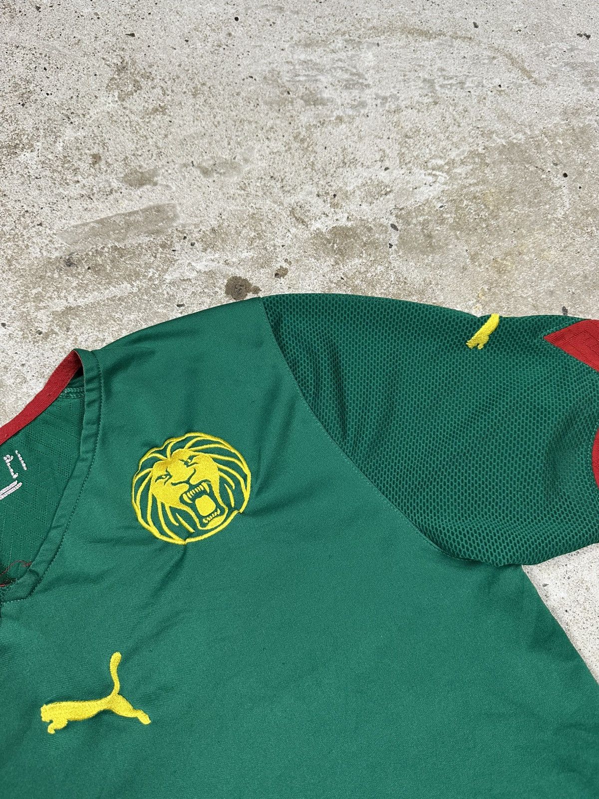 Puma × Vintage Puma x Cameroon 2010/2011 Home Jersey T Shirt Soccer Size US S / EU 44-46 / 1 - 7 Thumbnail