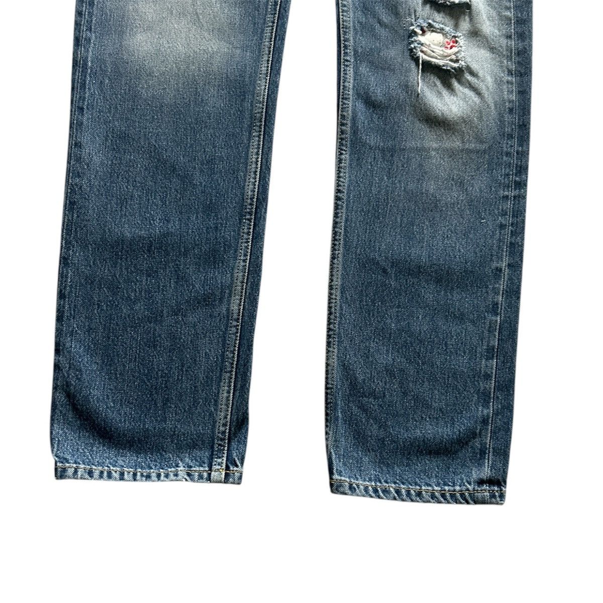 Alexander McQueen Alexander McQueen SS17 Straight Distressed Jeans Size US 30 / EU 46 - 4 Thumbnail