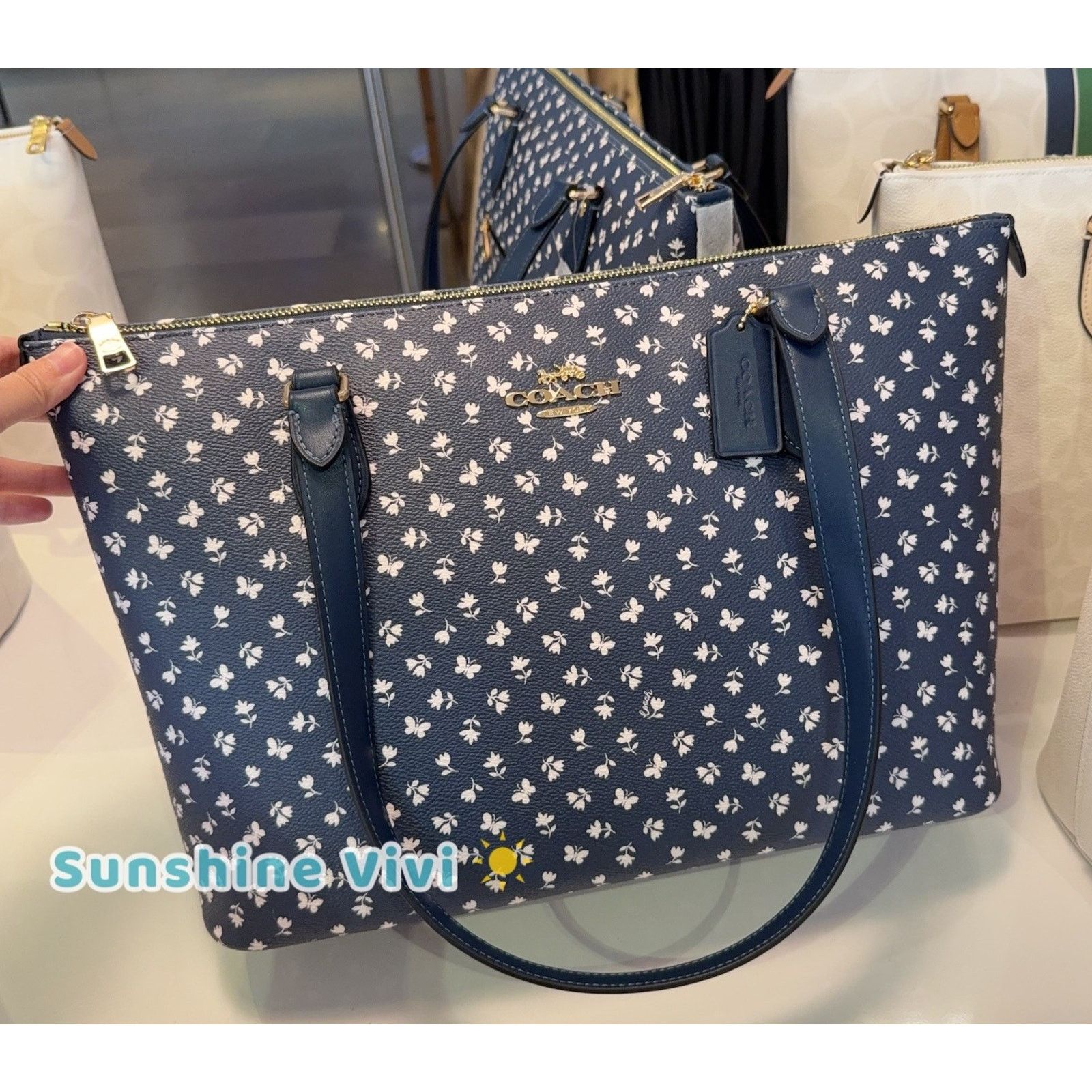 Coach NWT Coach Gallery Tote Bag Floral CBM20 Gold/Deep Blue Size ONE SIZE - 1 Thumbnail