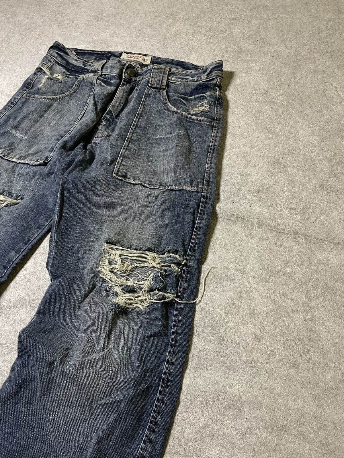 Guess IfSixWasNine Skull USA 99’ LGB Distressed LUXURU GUESS jeans Size US 31 - 3 Thumbnail