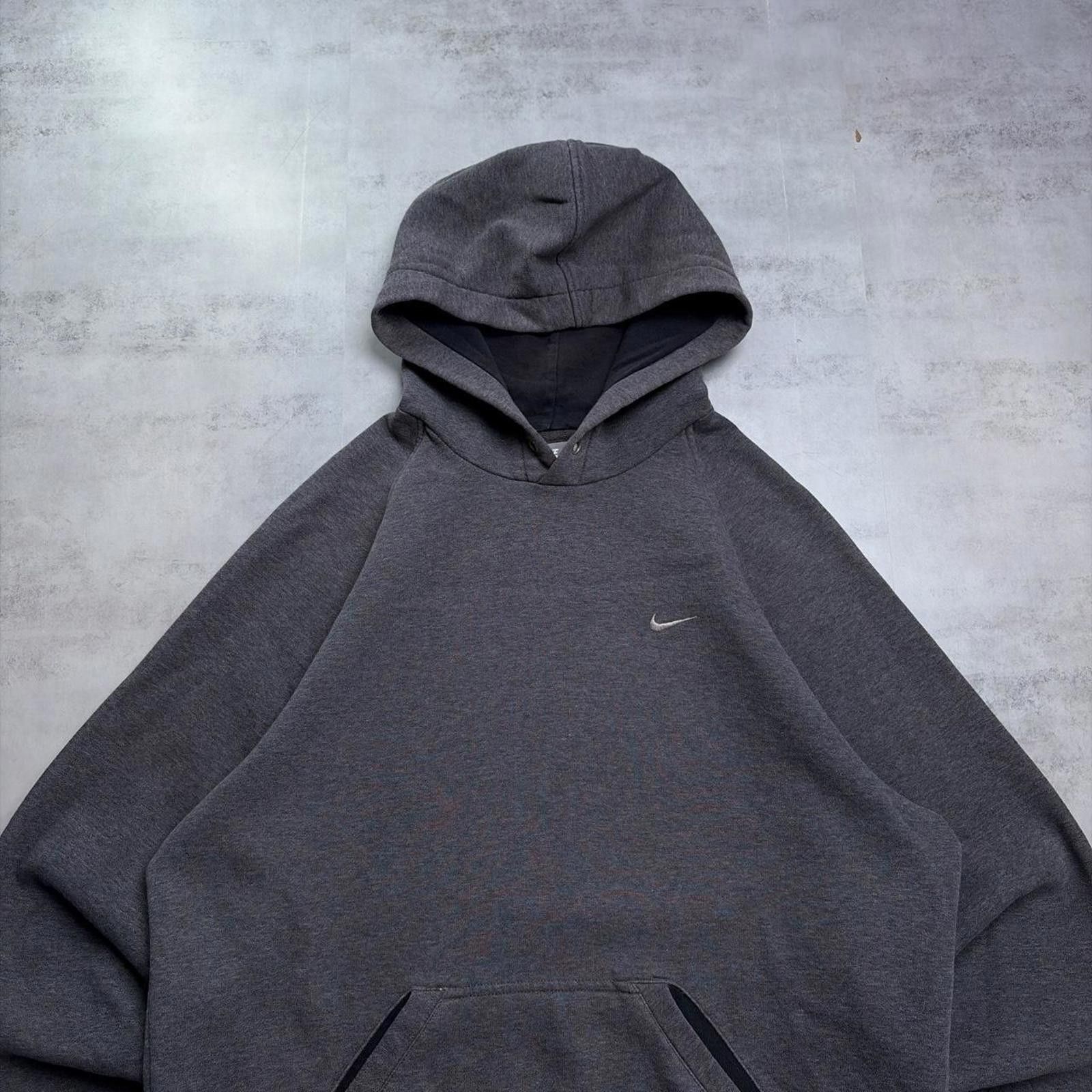 Nike Y2K Grey Nike Small Swoosh Baggy Skater Hoodie Size US M / EU 48-50 / 2 - 2 Thumbnail