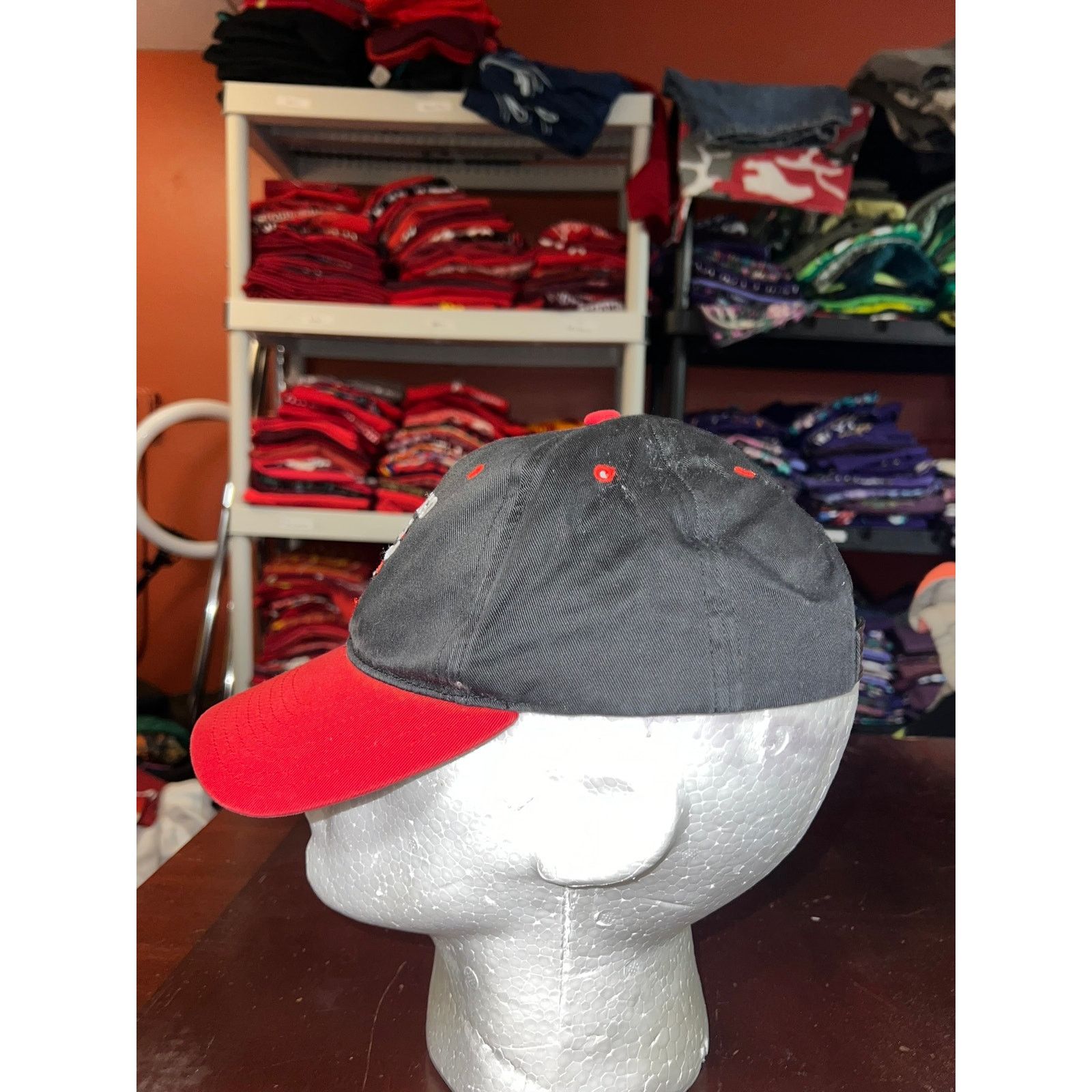 Twins Enterprise Inc. Vintage Chicago Bulls Snapback Hat Black Red NBA 90s VTG Size ONE SIZE - 3 Thumbnail