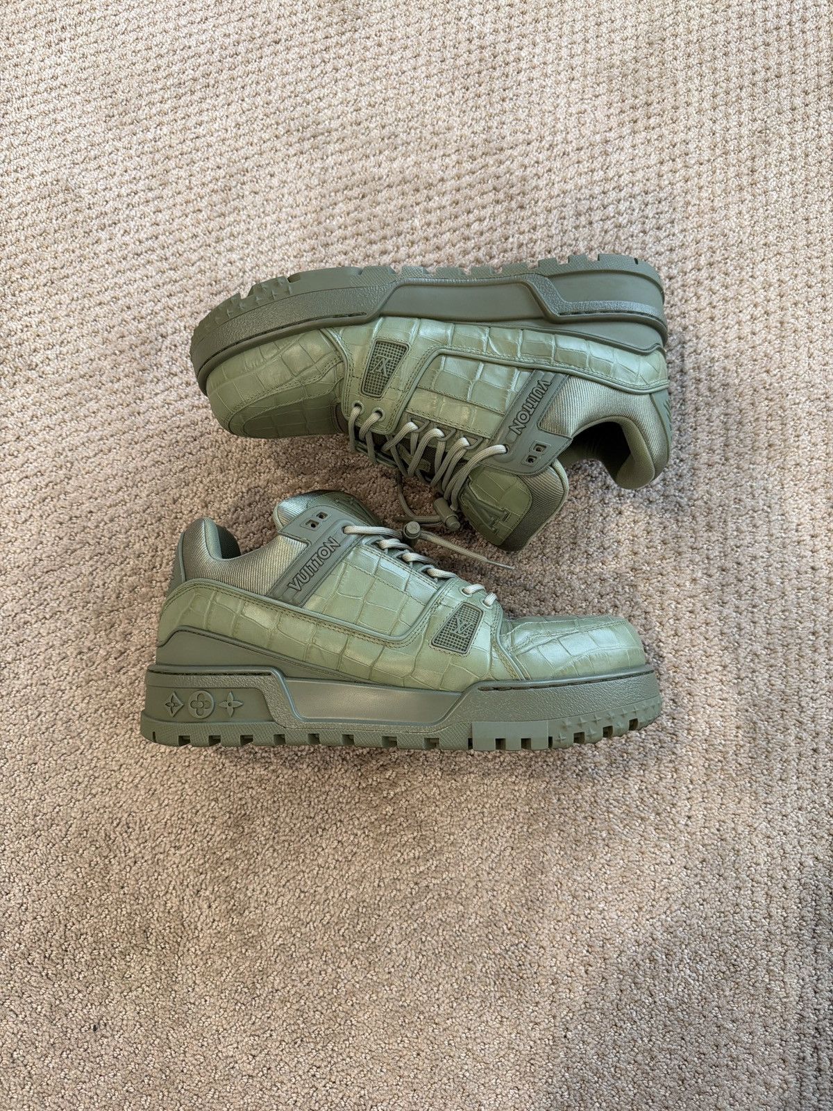 Louis Vuitton Louis Vuitton Maxi Trainer - Green Embossed Alligator Size US 11 / EU 44 - 2 Thumbnail