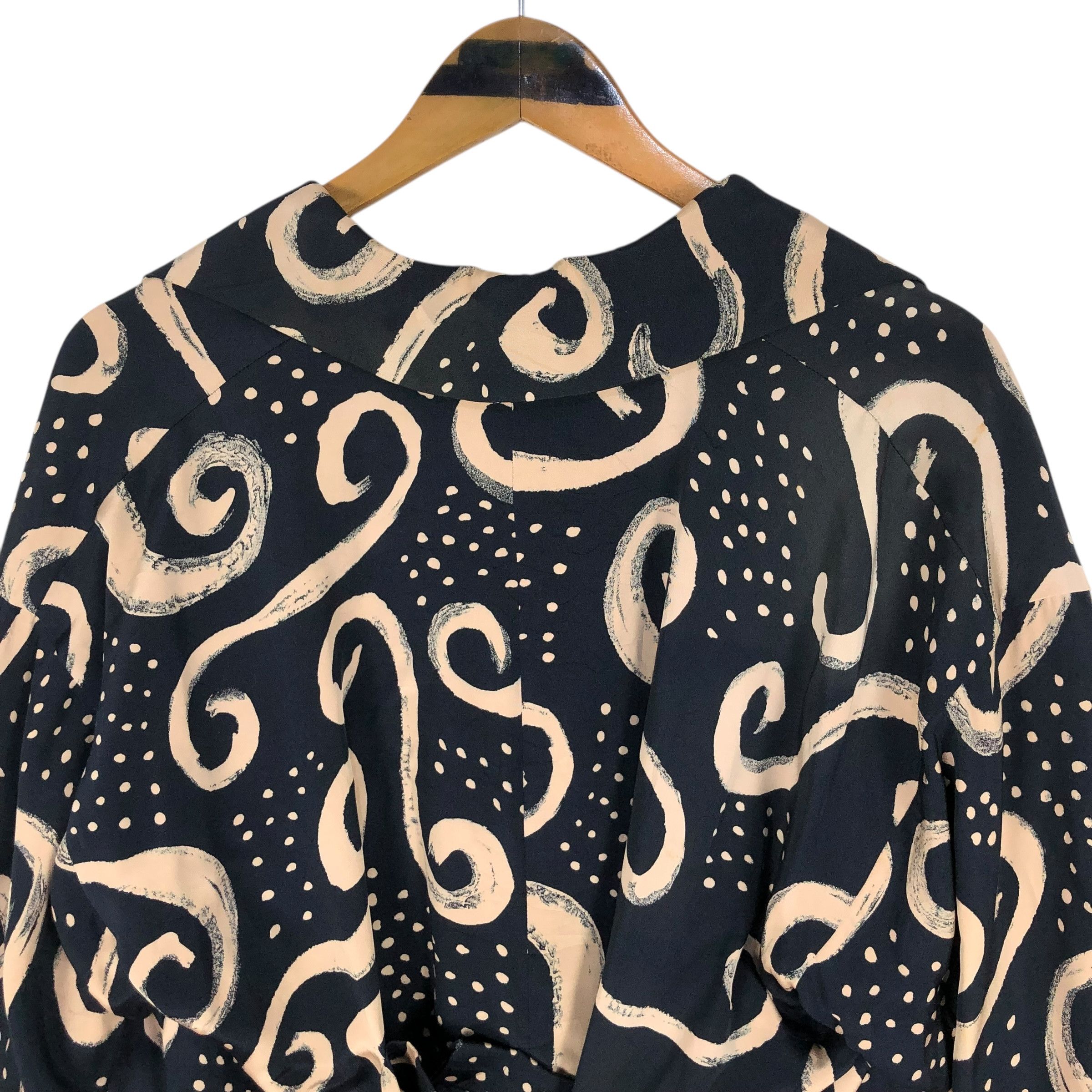 Issey Miyake Vintage Issey Miyake S/S 2002 Silk Blouse Size M / US 6-8 / IT 42-44 - 18 Thumbnail