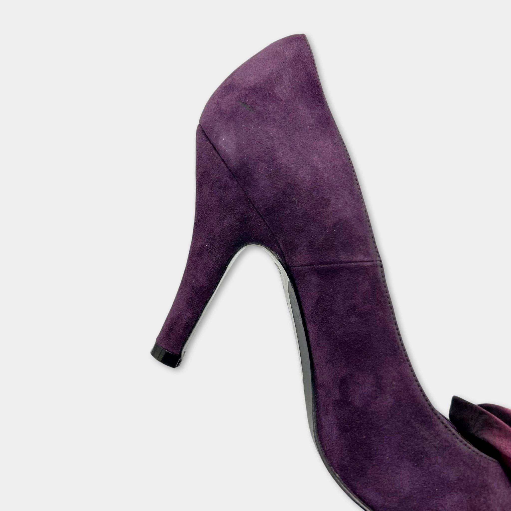 Balenciaga Balenciaga 2002 Purple Suede Rose Pumps Size US 7 / IT 37 - 5 Thumbnail