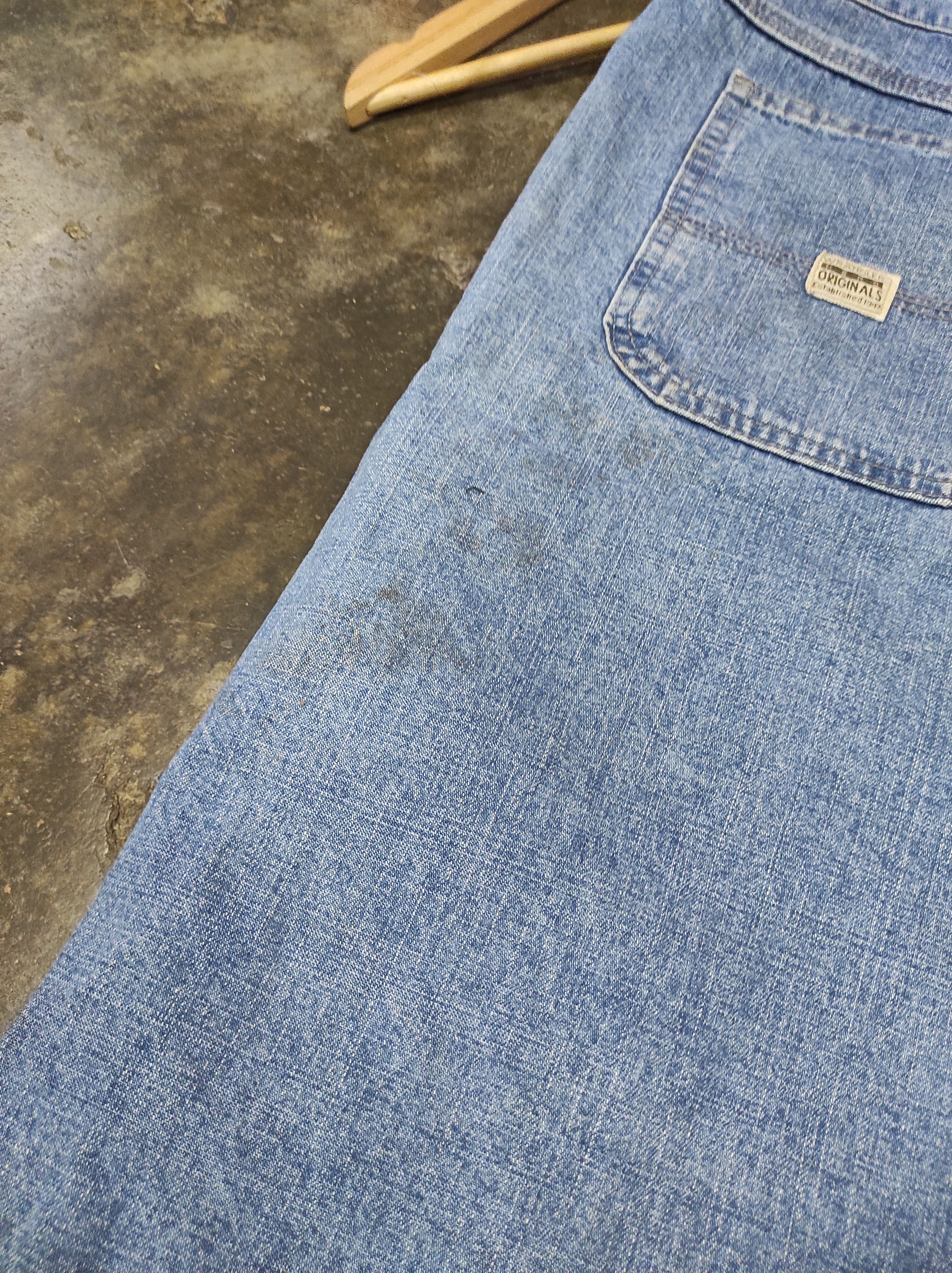 Vintage × Wrangler WRANGLER HERO VTG DENIM BAGGY SHORT PANTS Size US 44 / EU 60 - 4 Thumbnail