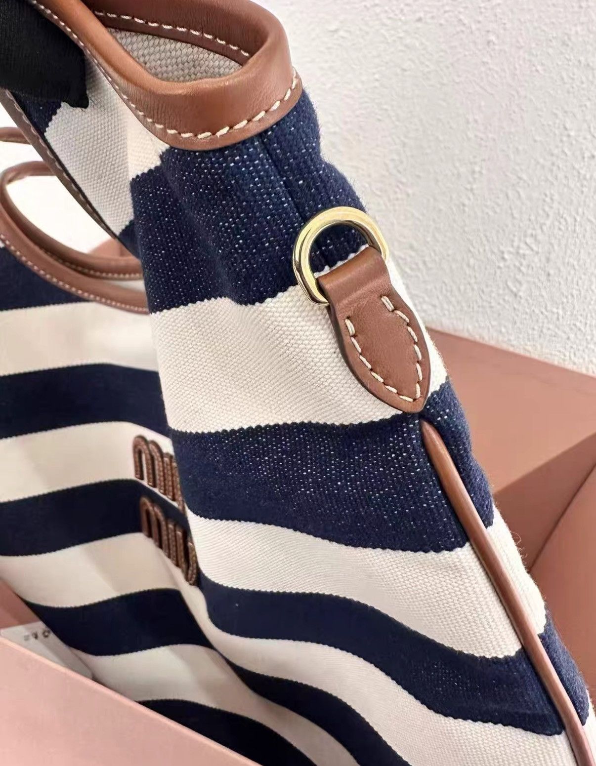 Miu Miu Miu Miu Ivy Tote, navy striped canvas J38 Size ONE SIZE - 3 Thumbnail