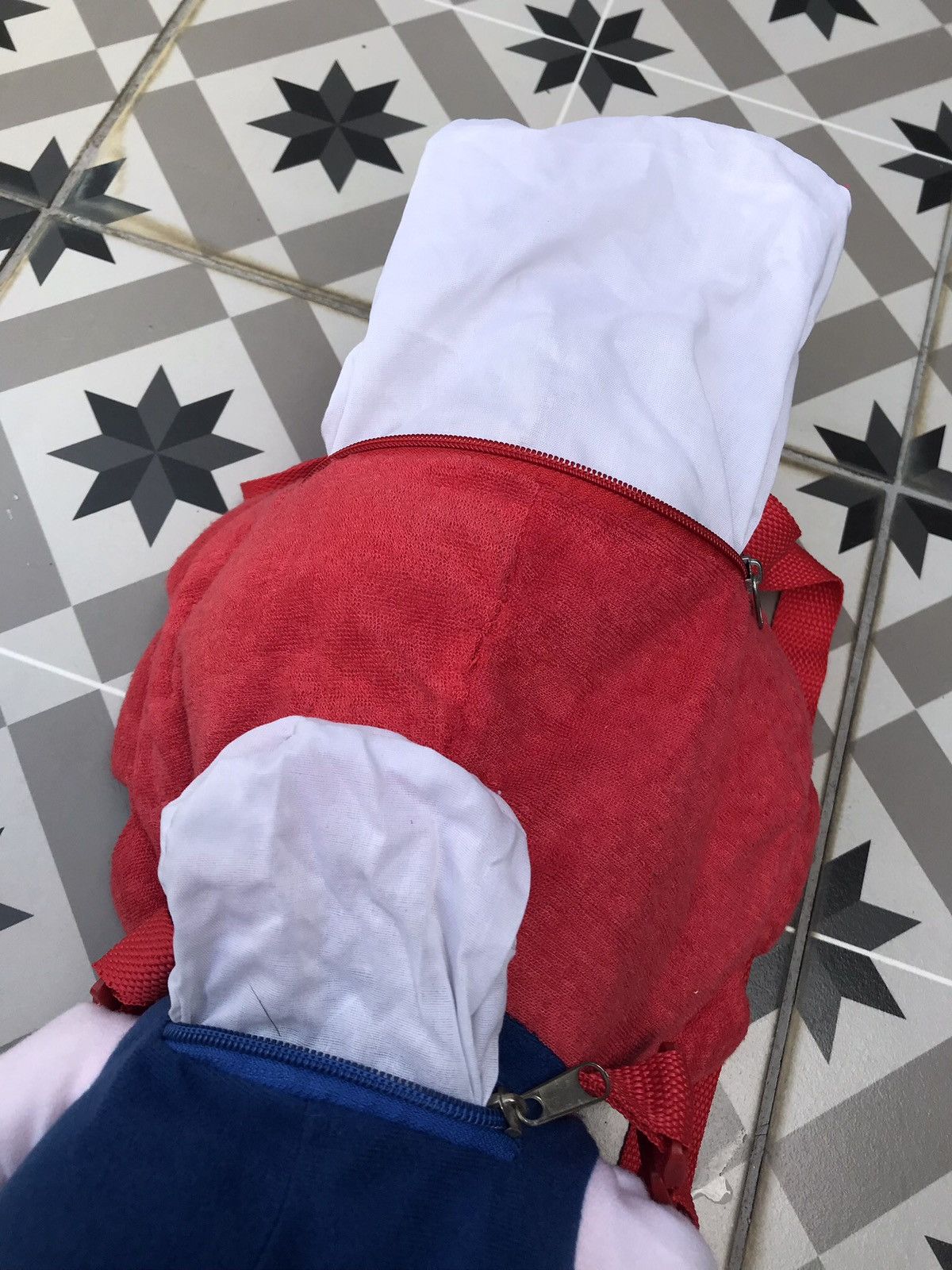 Japanese Brand SUNFLOWER PLUSH BACKPACK Size ONE SIZE - 6 Thumbnail