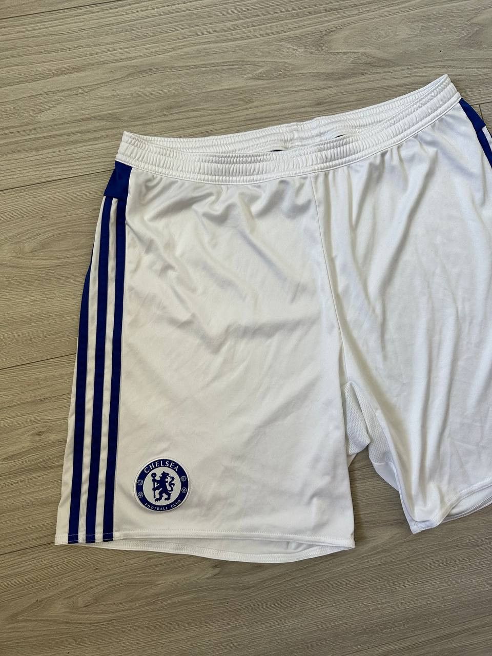 Adidas CHELSEA SHORTS AWAY FOOTBALL ADIDAS Size US 34 / EU 50 - 2 Thumbnail