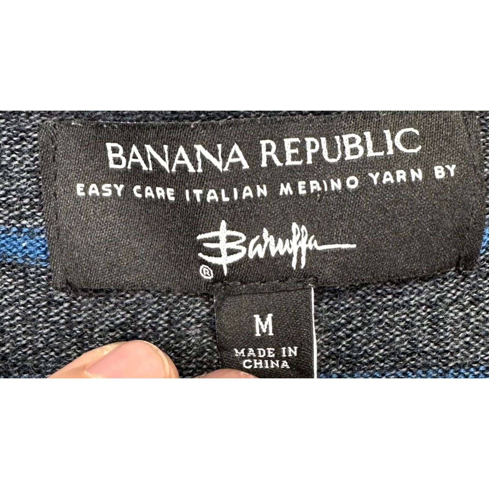 Banana Republic Banana Republic Baruffa Sweatshirt Men Medium Grey Pinstripe Wool V-Neck Pullover Logo Casual Outdoor Walking Shirt Adults Mens Regular Fit Size US M / EU 48-50 / 2 - 5 Thumbnail
