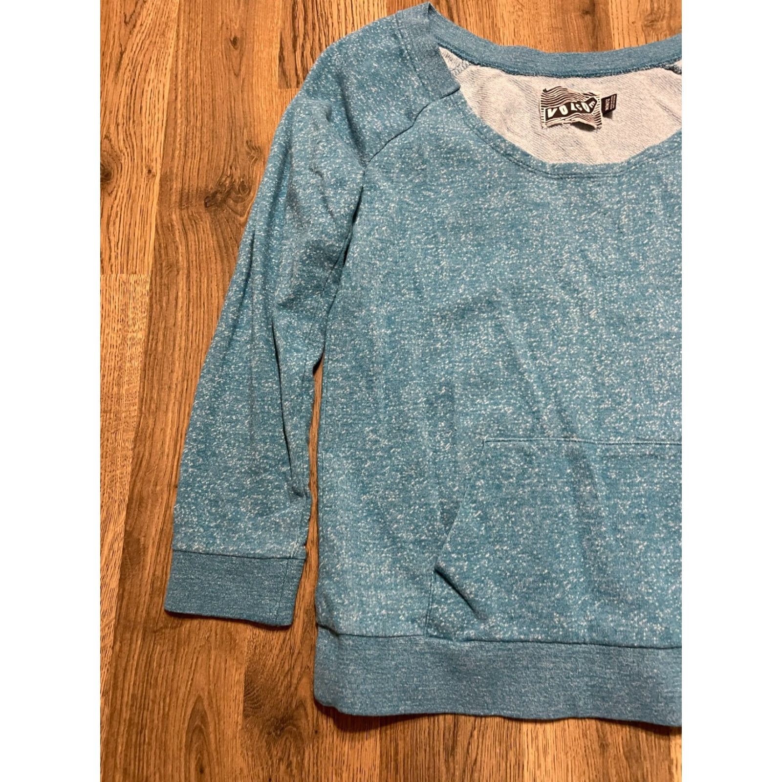Volcom Volcom Shirt Women's Size Medium Blue Long Sleeve Size M / US 6-8 / IT 42-44 - 3 Thumbnail