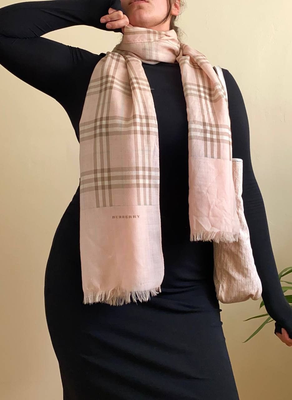 Burberry Vintage Burberry London Check Wool Shawl Scarf Size ONE SIZE - 1 Thumbnail