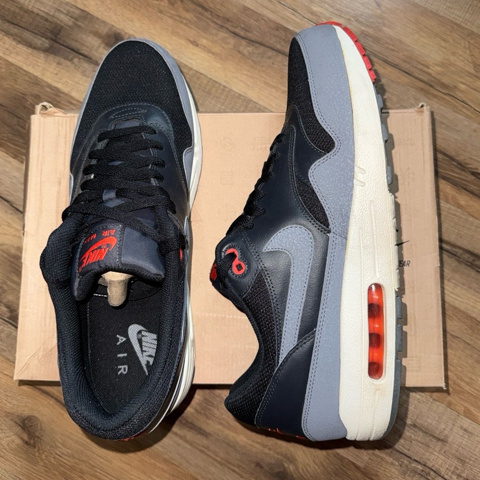 Nike 2012 Nike Air Max 1 Black Cool Grey Anthracite Size US 13 / EU 46 - 3 Thumbnail
