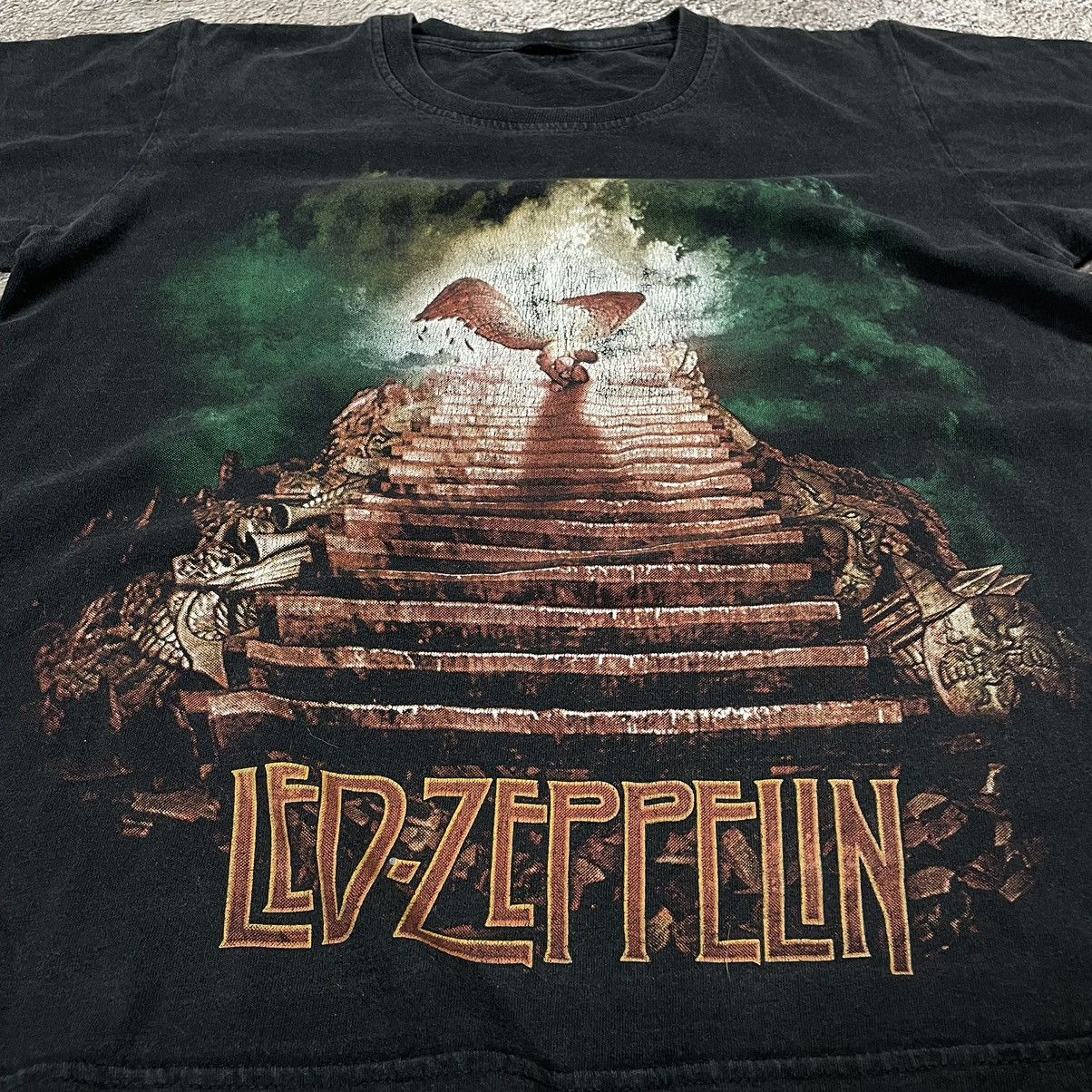 Vintage Vintage 00s Led Zeppelin Graphic Tee Grunge Dark Washed S Size US S / EU 44-46 / 1 - 4 Thumbnail