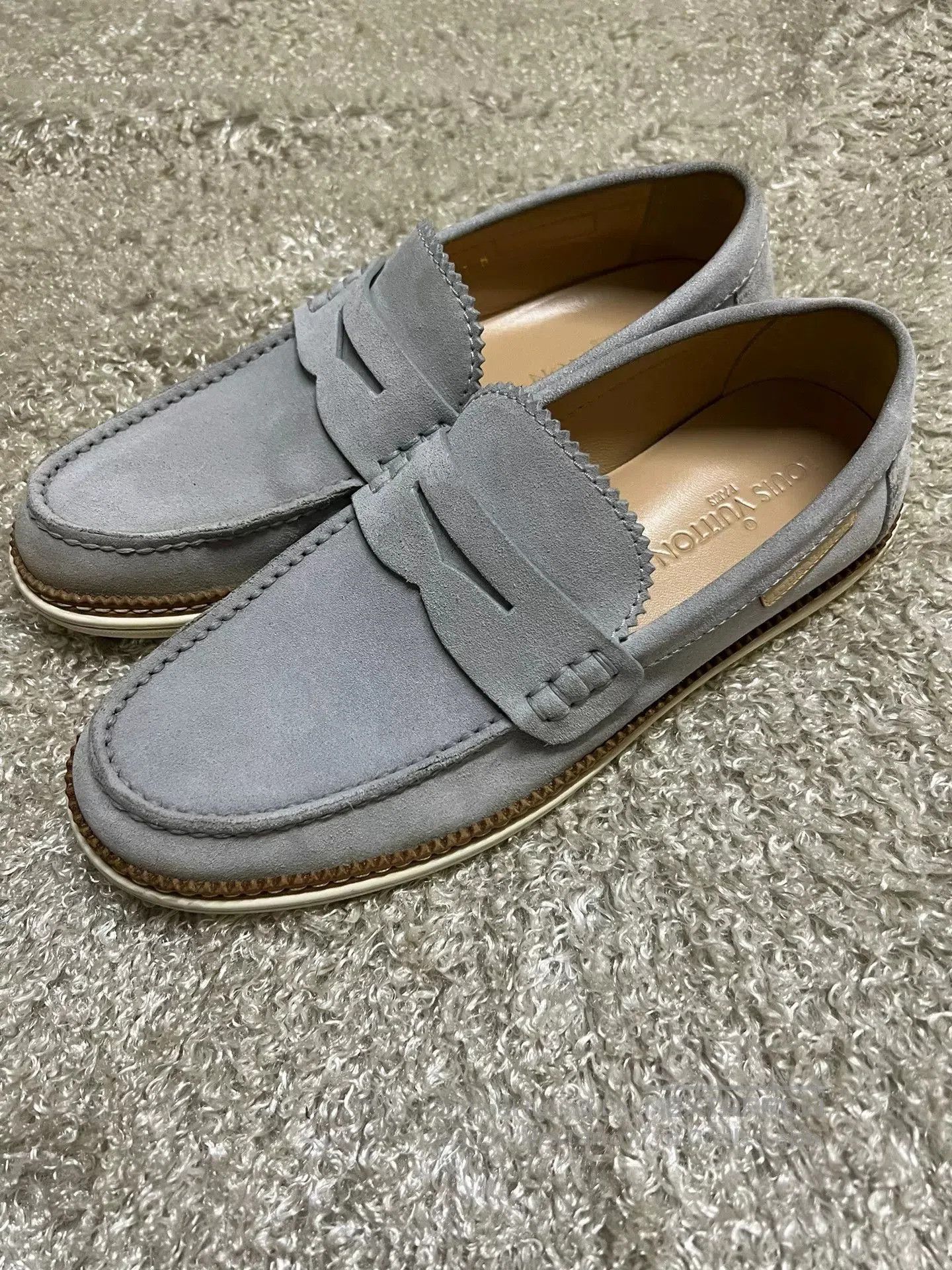 Louis Vuitton Louis Vuitton Men's Casual Shoes Size 7. Size US 7 / EU 40 - 2 Thumbnail