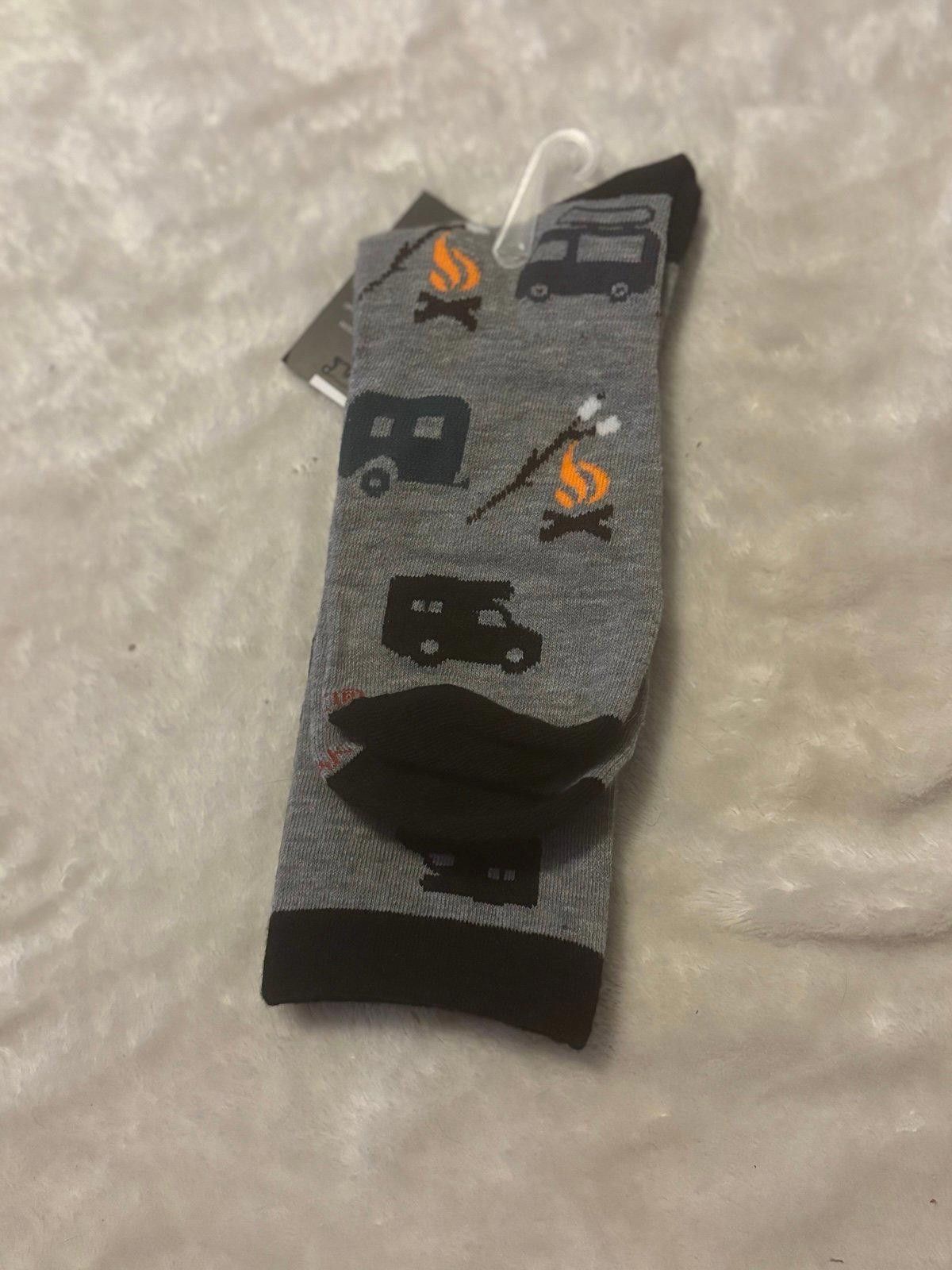 Mossy Oaks Mossy Oak Mens Novelty Crew Socks Size 6-12 Campfire Size ONE SIZE - 2 Thumbnail