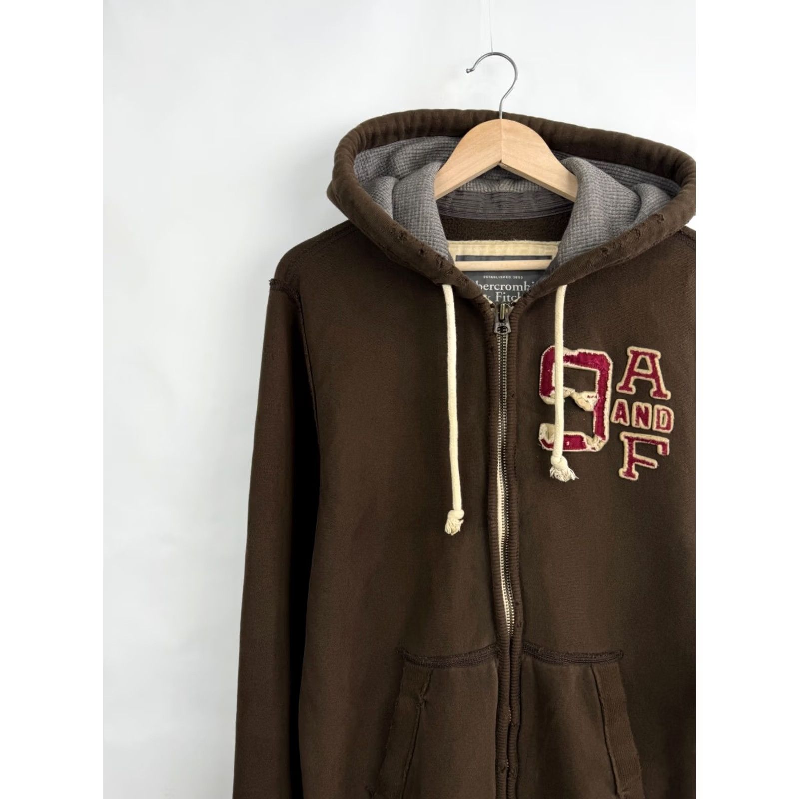 Abercrombie & Fitch Abercrombie & Fitch Y2K Distressed Hoodie Opium Style Rare M Brown Mens Hoodie Zip (Size M/L) Size US M / EU 48-50 / 2 - 3 Thumbnail