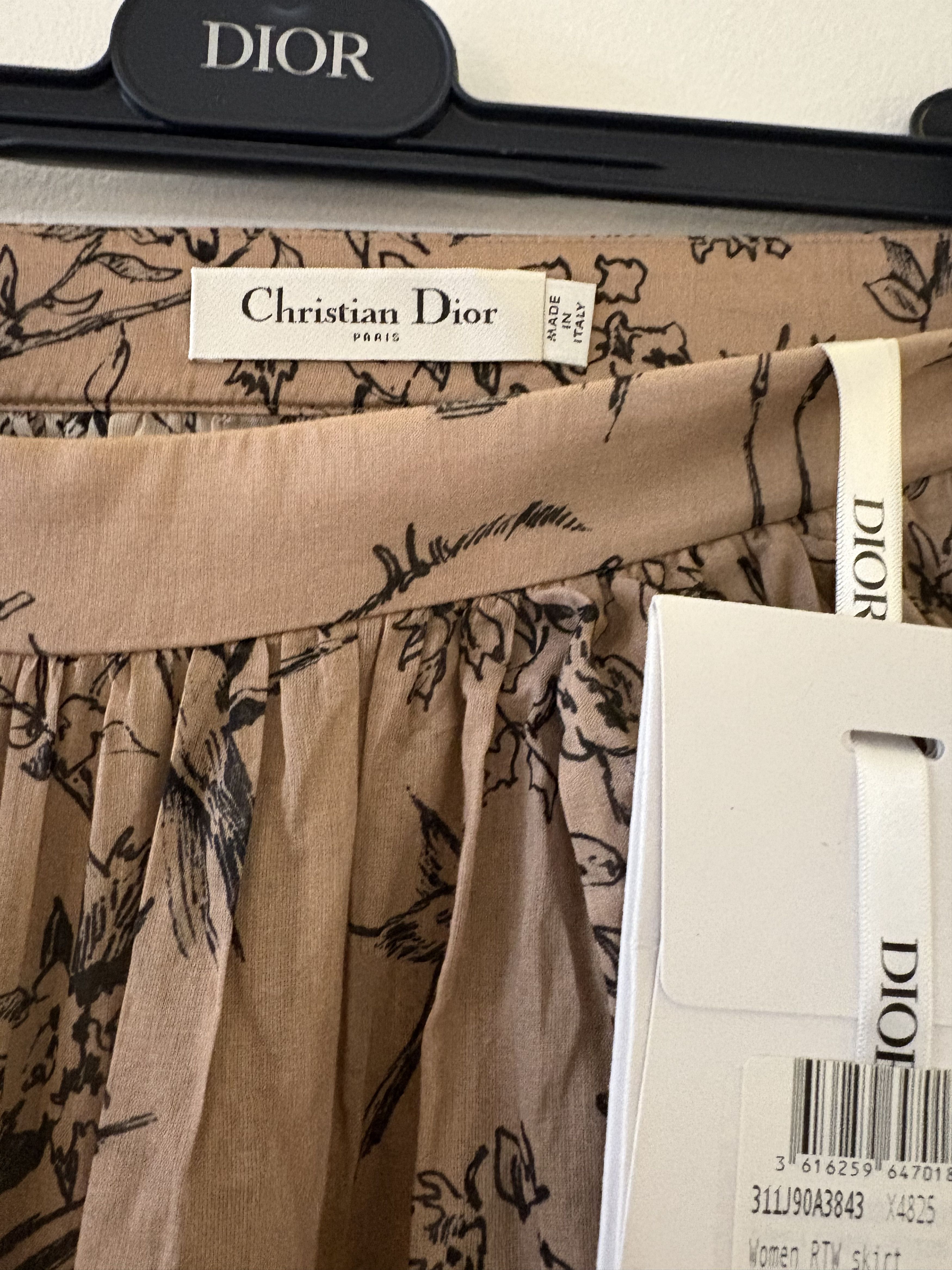 Dior DIOR Floral Midi Length Skirt in Brown SZ 6 NWT MSRP $2400 Size 28" / US 6 / IT 42 - 7 Thumbnail