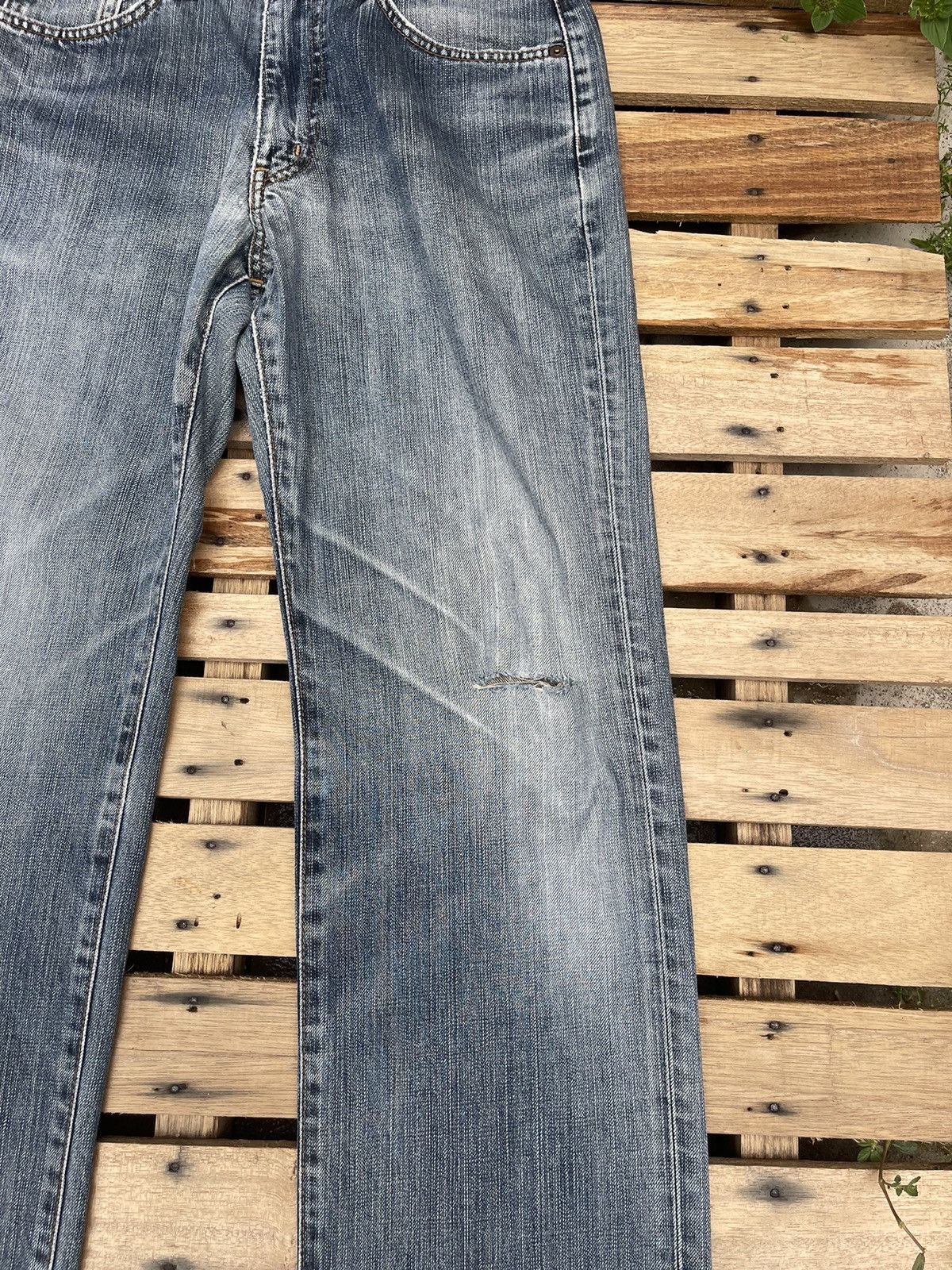 Edwin Vintage Edwin 503 Straight Cut Distressed Faded Jeans Size US 29 - 8 Thumbnail