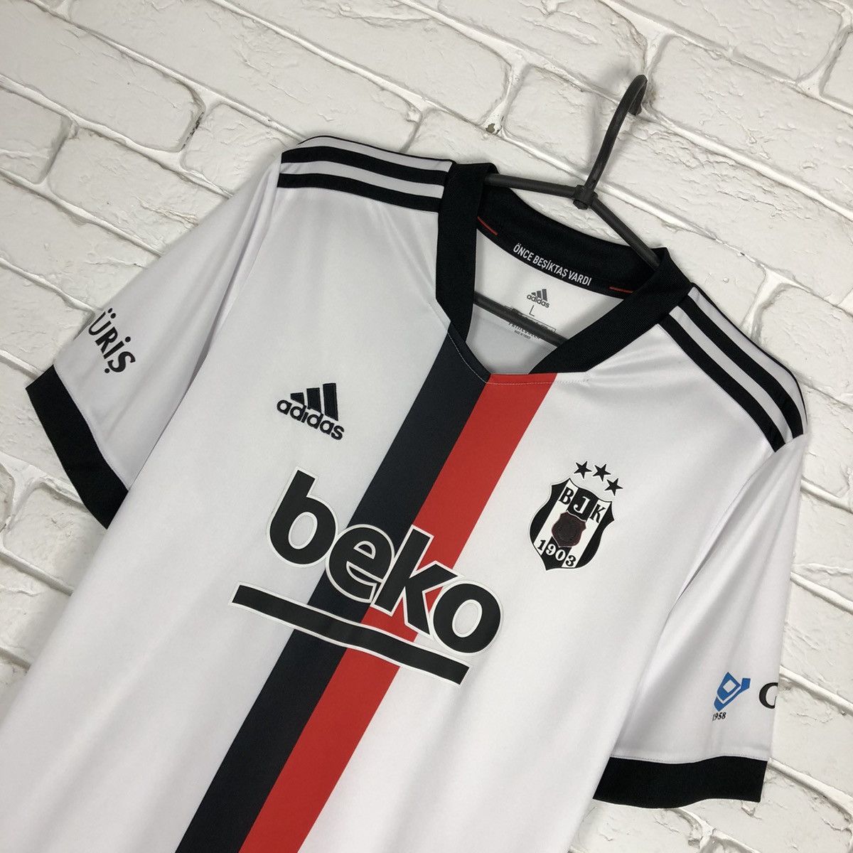 Adidas Besiktas adidas 2021 2022 home soccer jersey Size US L / EU 52-54 / 3 - 2 Thumbnail