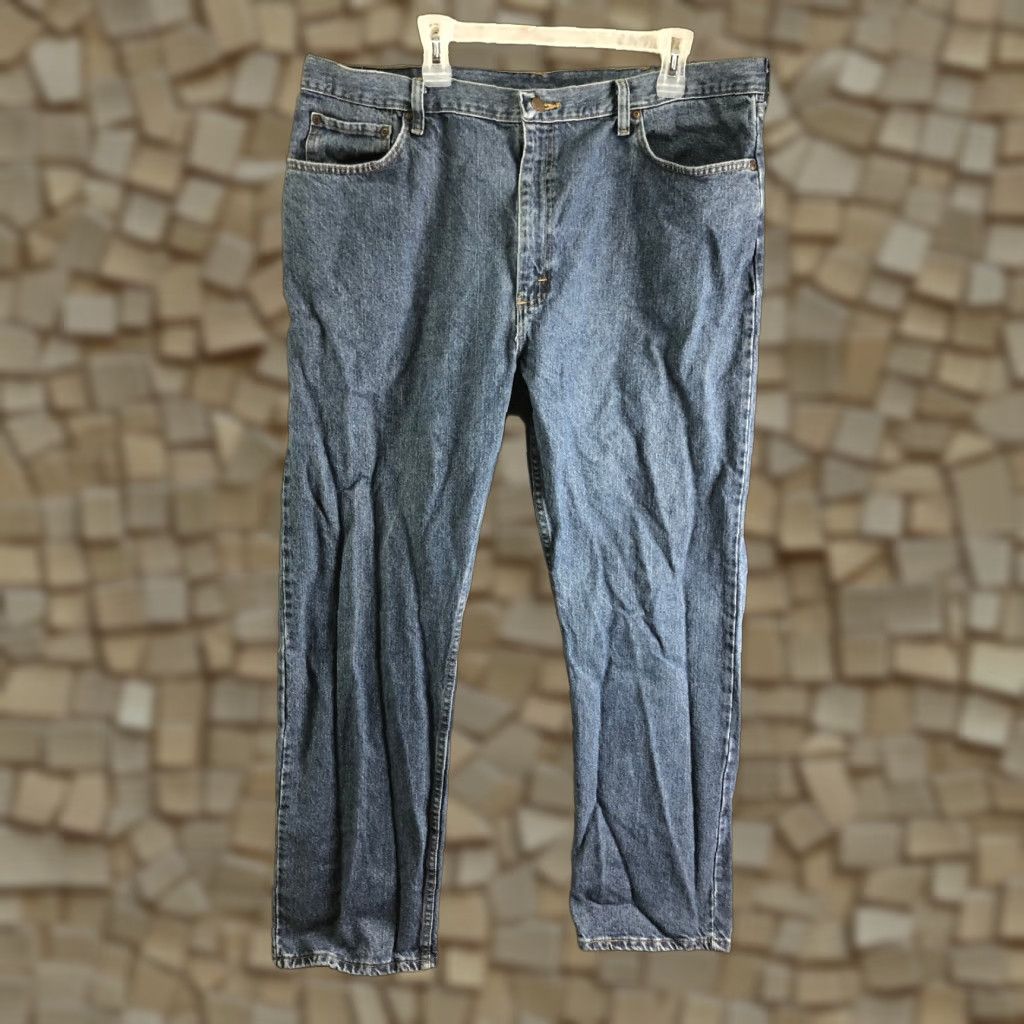 Wrangler Wrangler Jeans Mens 42x32 Mid Rise Straight Leg Denim Blue Medium Wash Regular Size 42x32 Mens Size US 42 / EU 58 - 1 Thumbnail