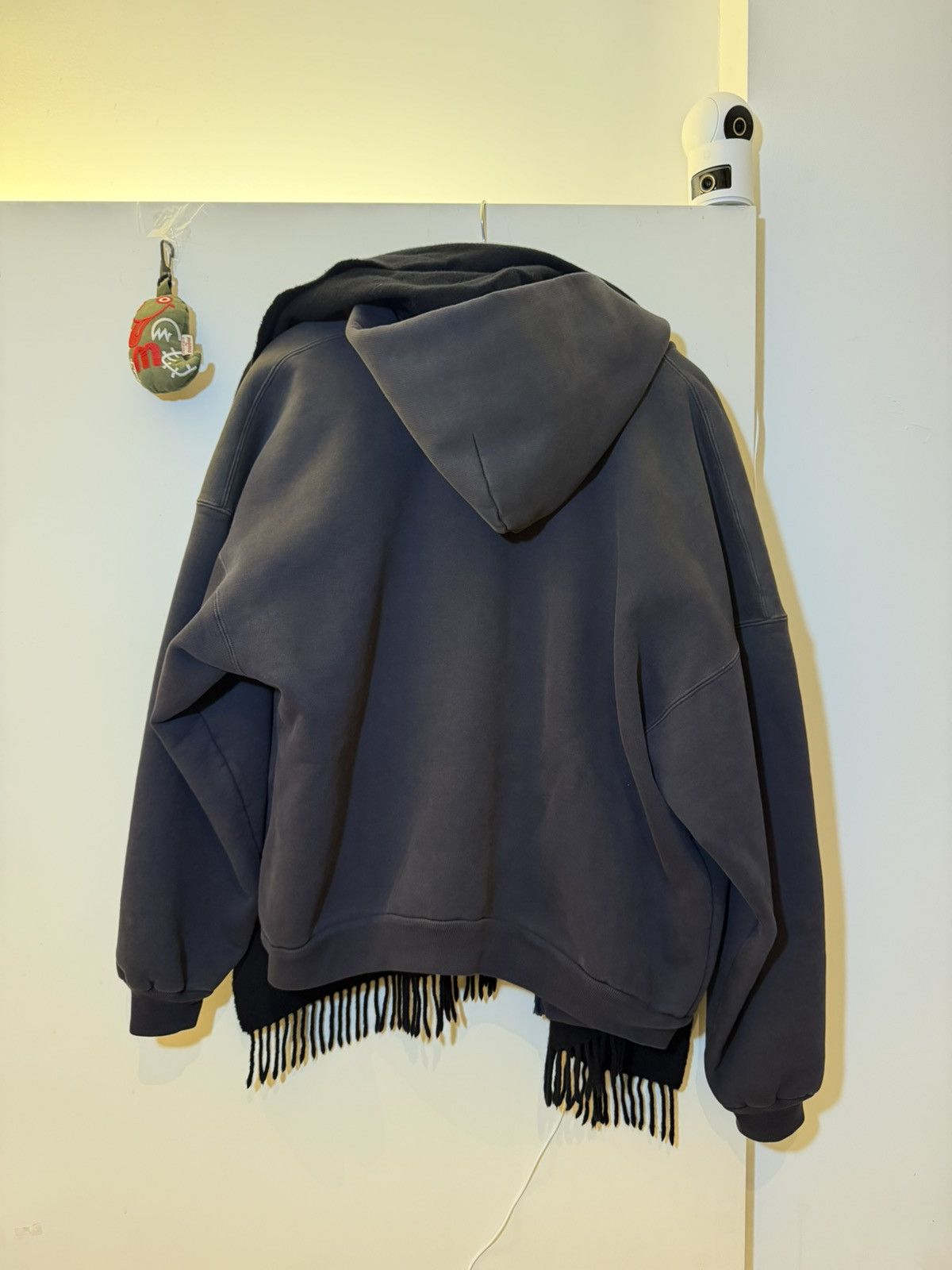 Balenciaga Balenciaga Runway Scarf Bomber Jacket Black Size L Size US L / EU 52-54 / 3 - 3 Thumbnail
