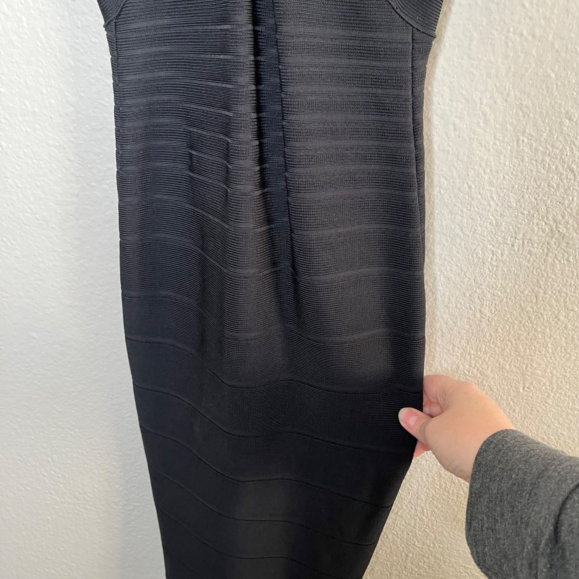 Herve Leger Herve Leger Stella Black Bandage Bodycon Midi Dress XXS Slee Size XXS / US 00 / IT 34 - 3 Thumbnail