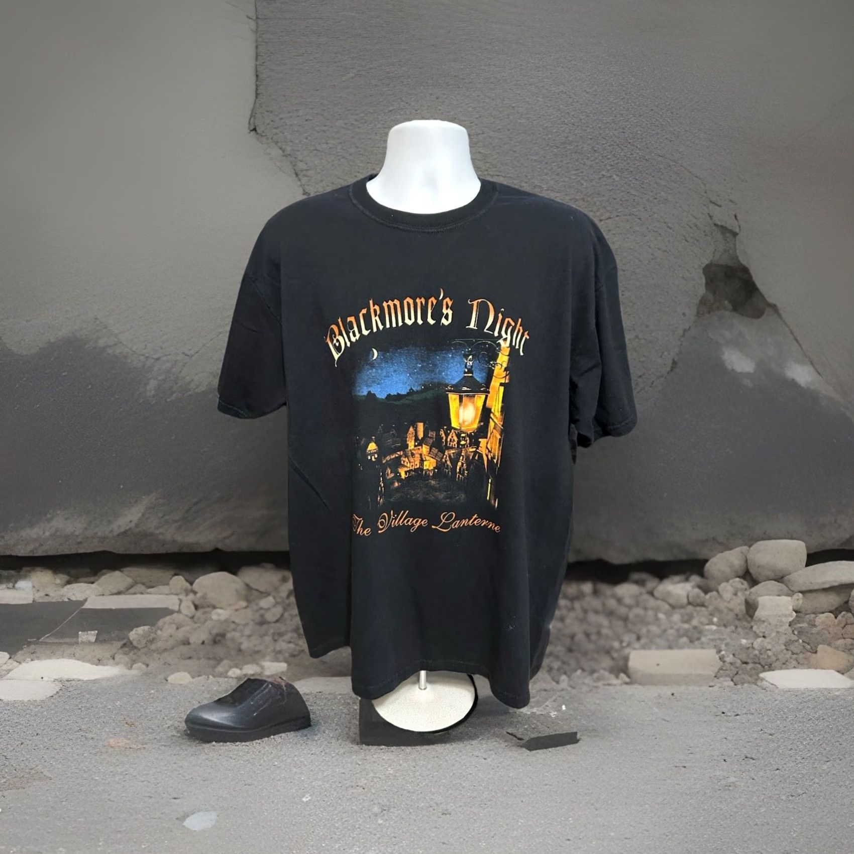 Vintage VTG Blackmore’s Night The Village Lanterne Shirt Men XL Black Short Sleeve 2006 Size US XL / EU 56 / 4 - 4 Thumbnail