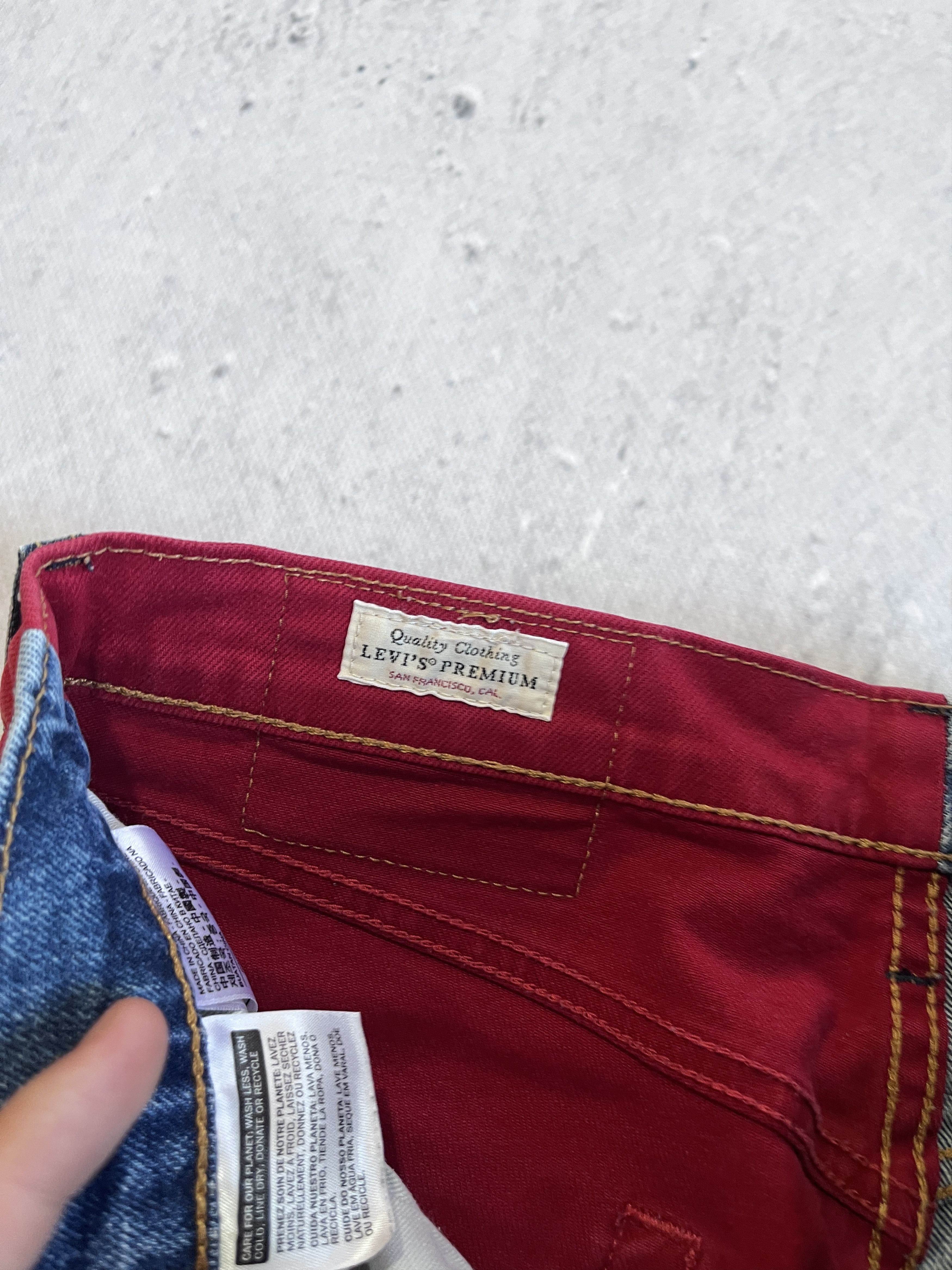 Levi's LEVI'S 541 ATHLETIC TAPER COLORBLOCK STRAIGHT DENIM PANTS Size US 29 - 10 Thumbnail