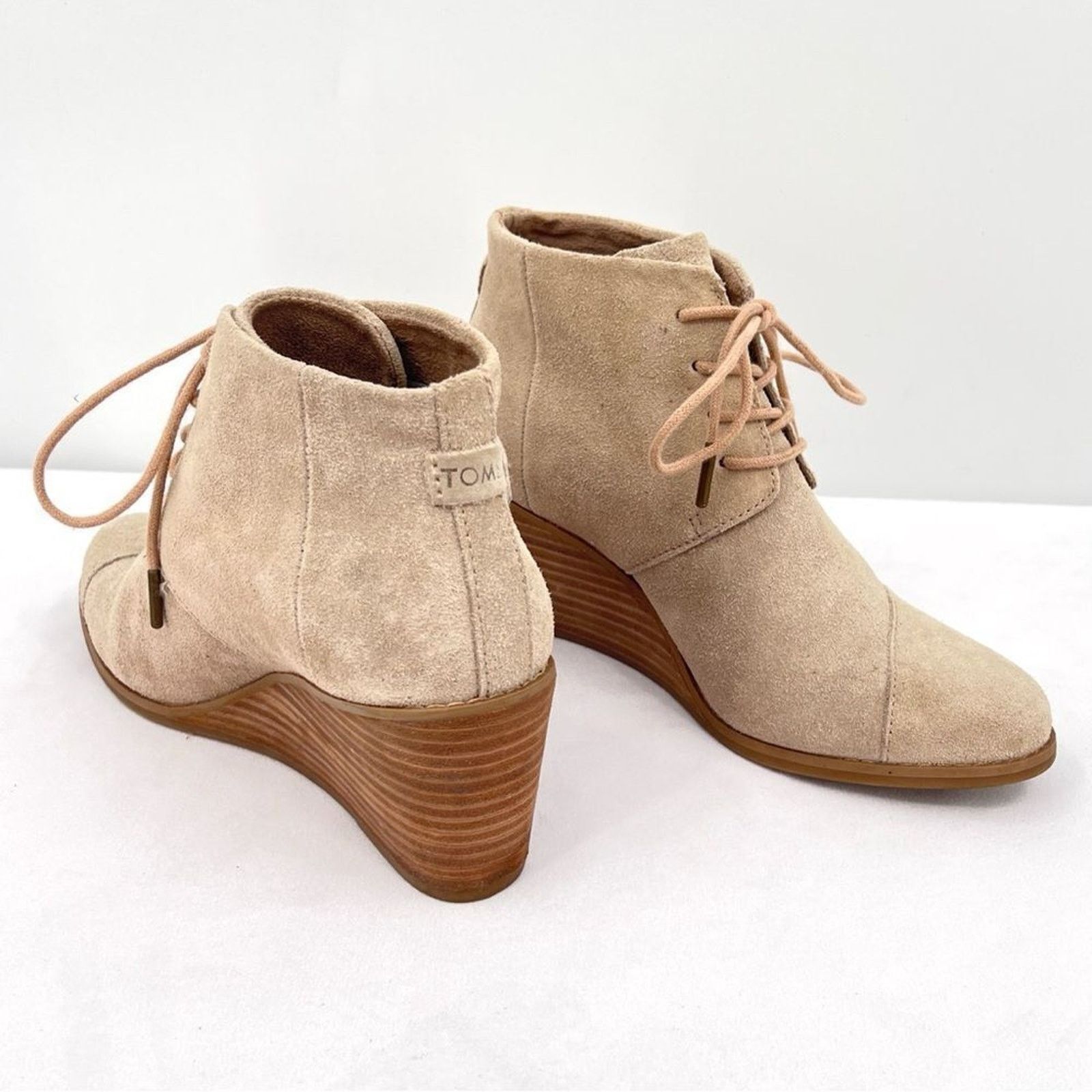 Toms Toms Hyde Suede Leather Creamy Tan Lace Up Wedge Heel Ankle Size US 8 / IT 38 - 11 Thumbnail