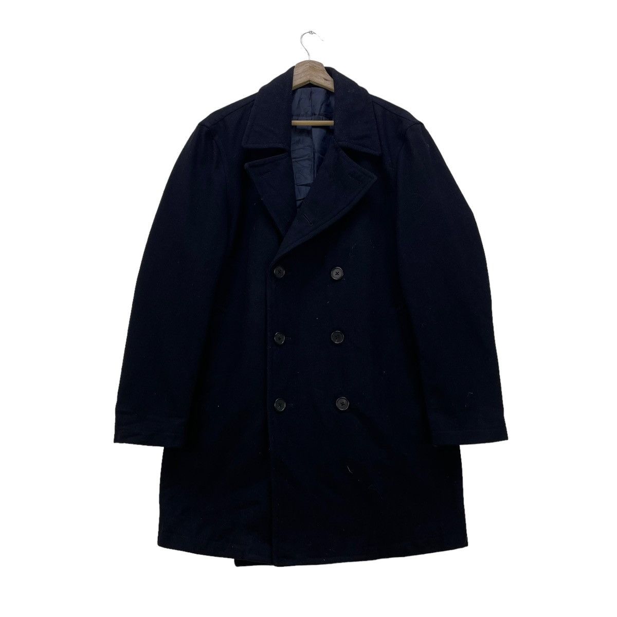 image of Cashmere Wool x Ships Jet Blue Ship Jet Blue Double Collar in Black (Size Medium)