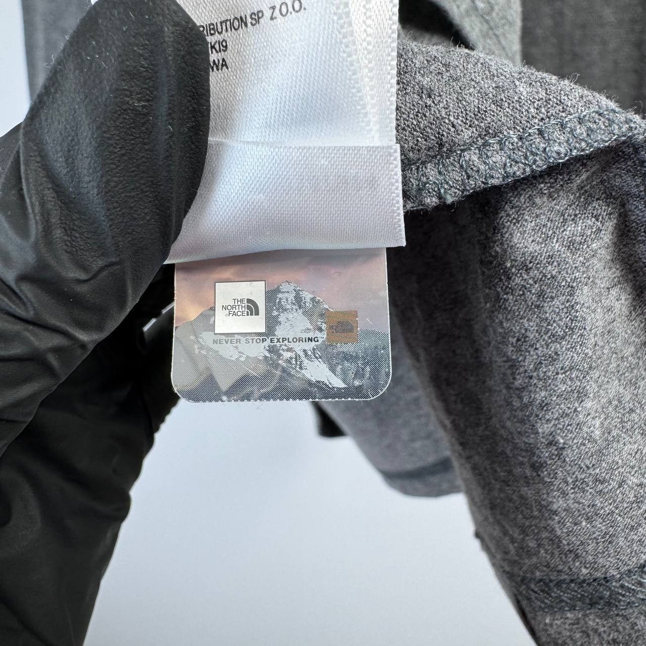 The North Face The North Face Long Sleeve T-Shirt Grey Logo Mens Size M Size US M / EU 48-50 / 2 - 5 Thumbnail