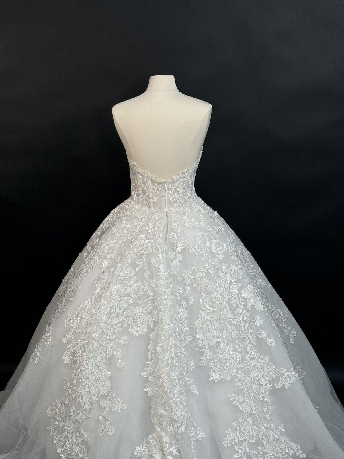 Other US 14-16 Embroidery appliqués Lace Anna Augusta Bridal Dress Size XXL / US 16-18 / IT 52-54 - 8 Thumbnail