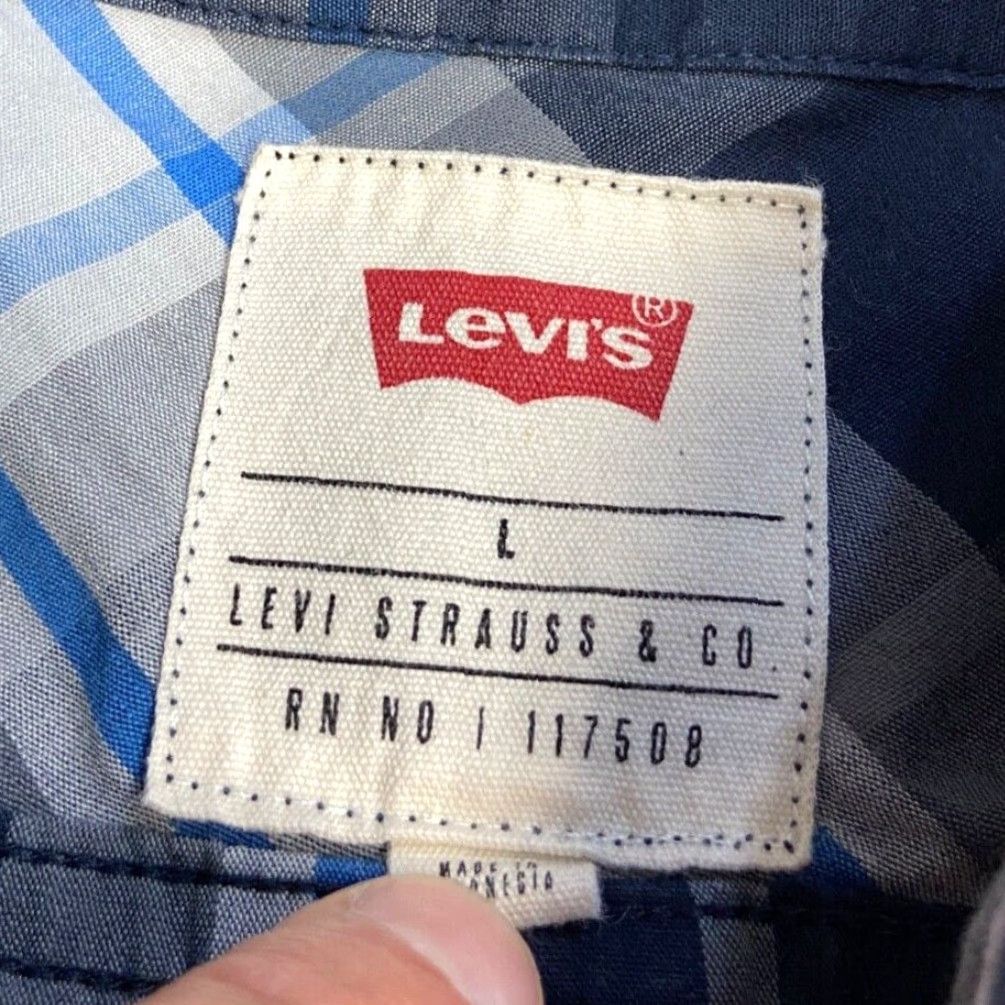 Levi's Levi's Shirt Mens Large Blue Plaid Cotton Twill Long Sleeve Button Down Pocket Size US L / EU 52-54 / 3 - 3 Thumbnail