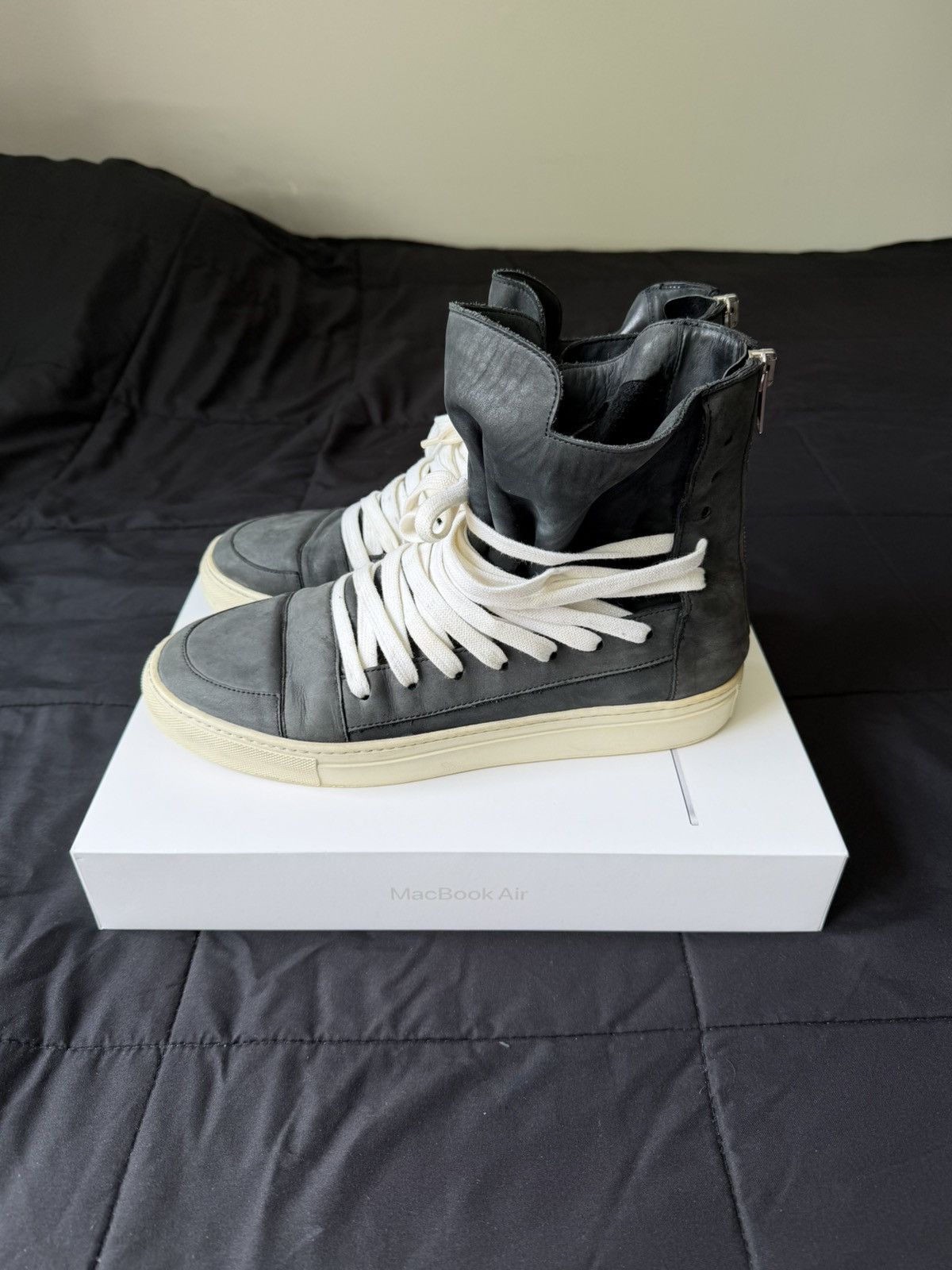 Kris Van Assche Vintage “Surgery Sneaker” Worn by Justin Bieber 