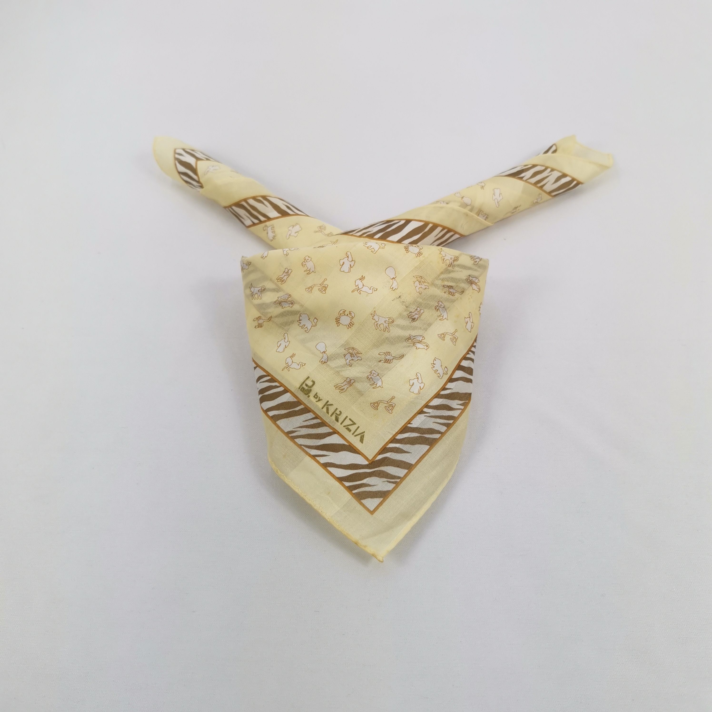 Krizia Uomo × Vintage Vintage Kriza Handkerchief Neckerchief Bandana. Size ONE SIZE - 1 Thumbnail