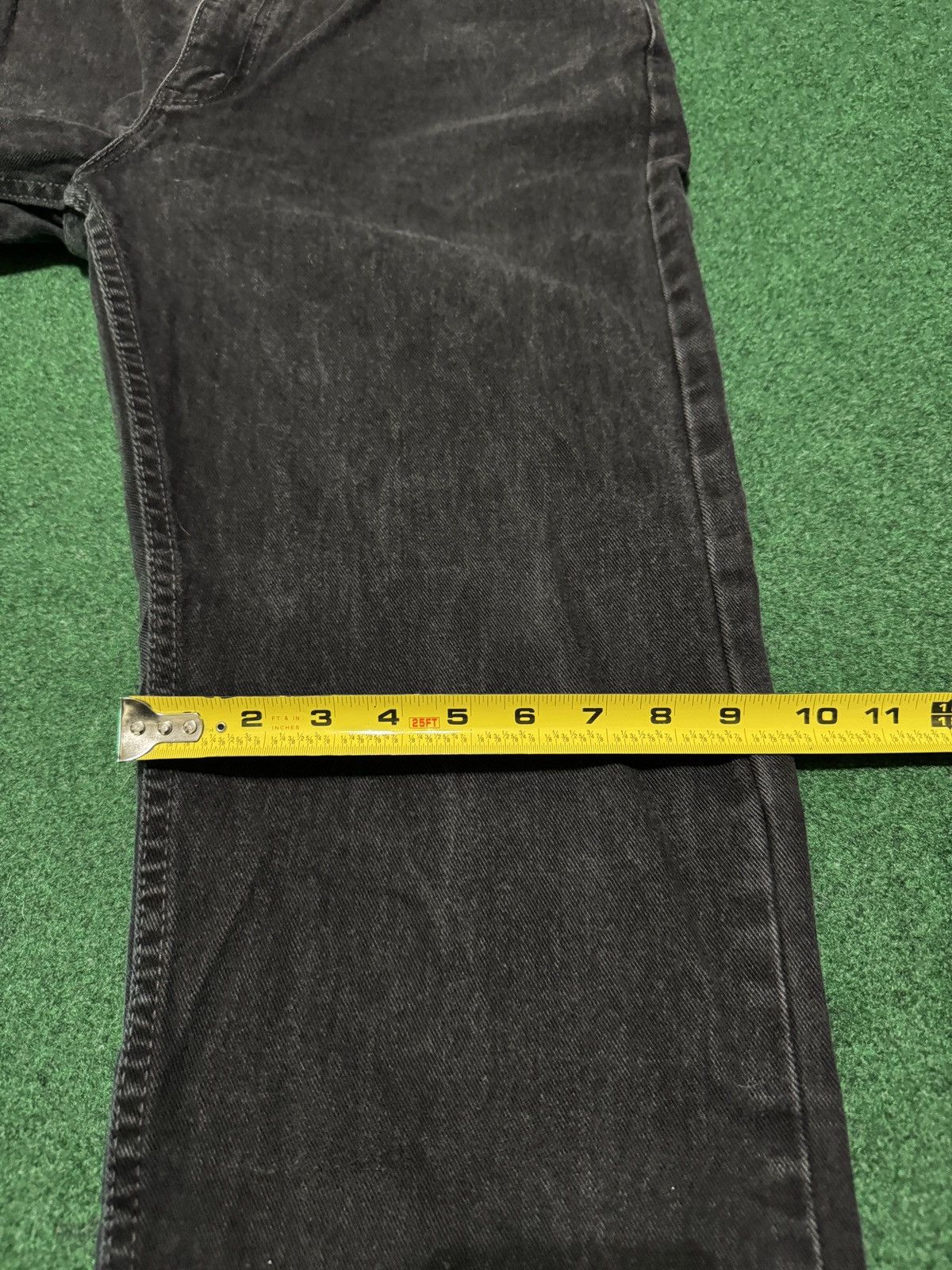 Levi's Vintage Clothing Vintage Levi’s 505 Straight Leg 37x30 Black Denim Jeans Size US 37 - 9 Thumbnail