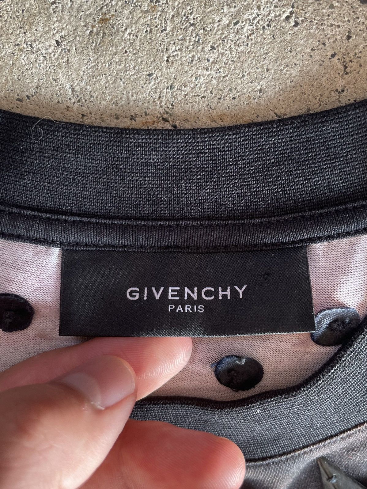 Givenchy Rare Tischi Givenchy Red Air Plane T-shirt Size US L / EU 52-54 / 3 - 9 Thumbnail